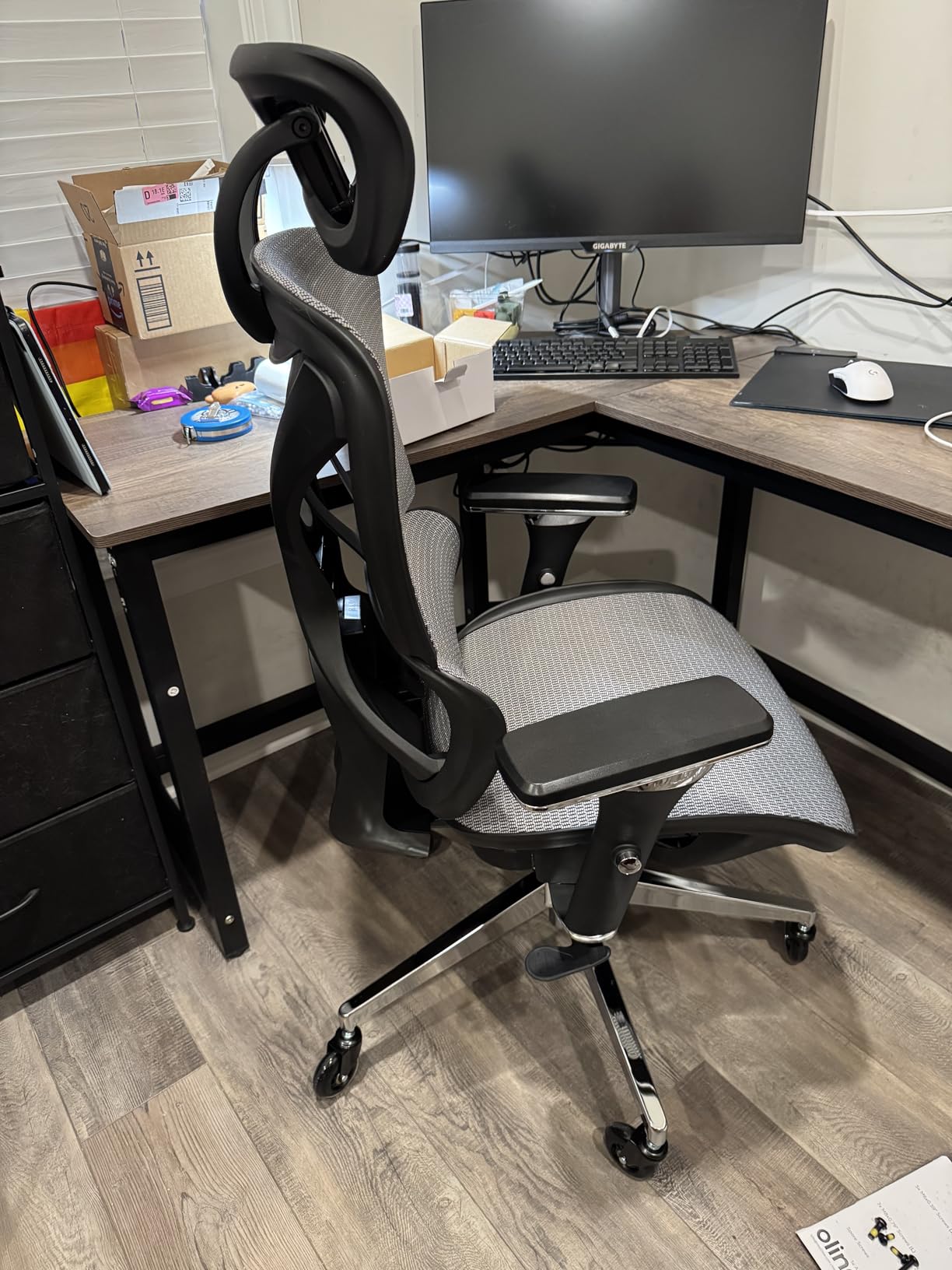 Oline ErgoPro Ergonomic Office Chair, Rolling Desk Chair with 4D Adjustable Armrest, 3D Lumbar Support, Blade Wheels, Mesh Computer Gaming Executive Swivel Chairs Chair (Black) Customer Review Oline ErgoPro Ergonomic Office Chair, Rolling Desk Chair with 4D Adjustable Armrest, 3D Lumbar Support, Blade Wheels, Mesh Computer Gaming Executive Swivel Chairs Chair (Black) - Customer Photo 1