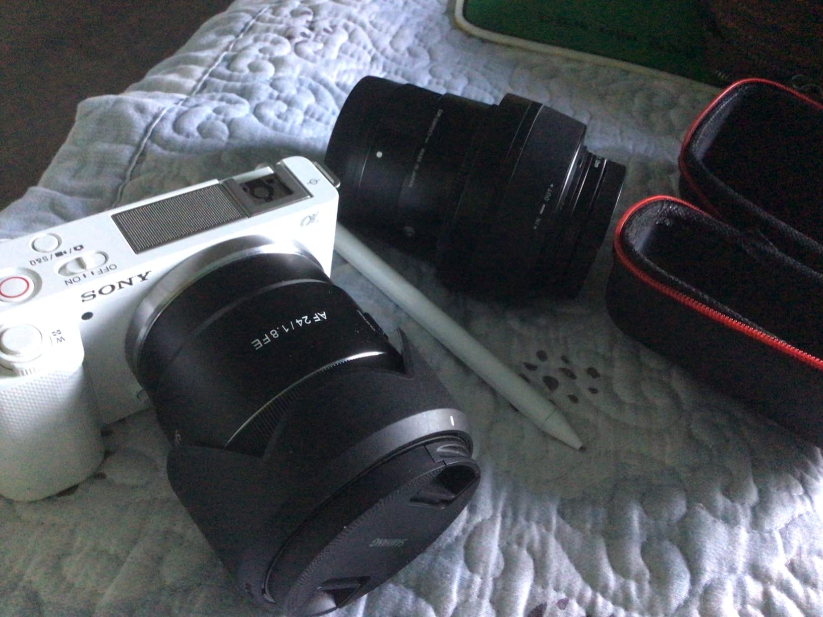 Samyang AF 24mm F1.8 Autofocus Lens for Sony FE - Customer Photo 1