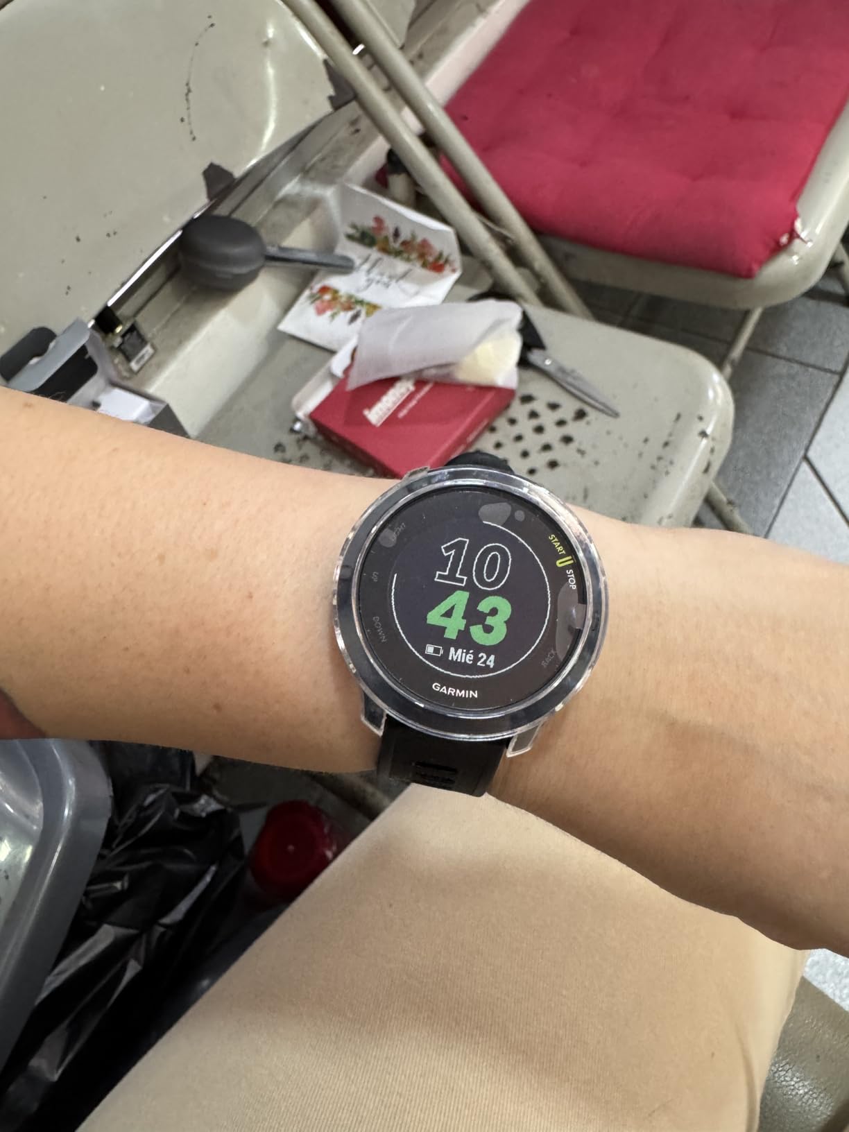 Garmin Forerunner 55, GPS Running Watch with Daily Suggested Workouts, Up to 2 Weeks of Battery Life, Black customer photo 2