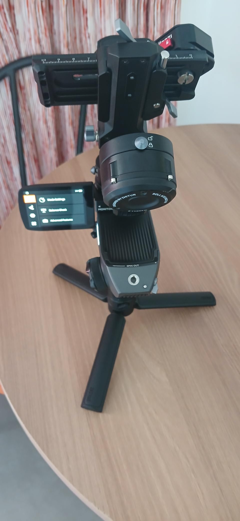 ZHIYUN Weebill 2 SE, 3-Axis Handheld Gimbal Stabilizer for DSLR Mirrorless Cameras for Sony Nikon Canon Panasonic Lumix BMPPC 6K, Double Tripod, Foldable Full-Color Touchscreen Customer Review ZHIYUN Weebill 2 SE, 3-Axis Handheld Gimbal Stabilizer for DSLR Mirrorless Cameras for Sony Nikon Canon Panasonic Lumix BMPPC 6K, Double Tripod, Foldable Full-Color Touchscreen - Customer Photo 3