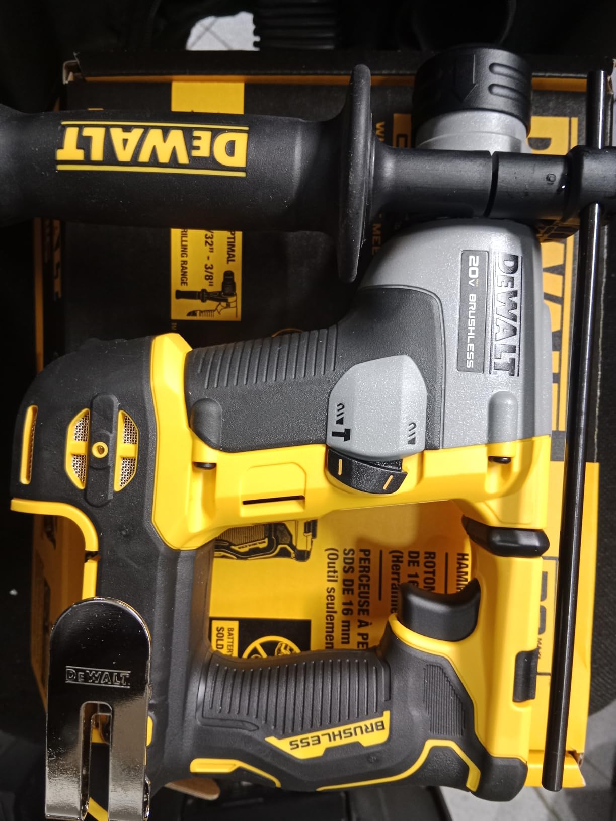 DEWALT 20V MAX SDS Plus Rotary Hammer Drill, Cordless, 5/8 in., Tool Only (DCH172B) Customer Review DEWALT 20V MAX SDS Plus Rotary Hammer Drill, Cordless, 5/8 in., Tool Only (DCH172B) - Customer Photo 1