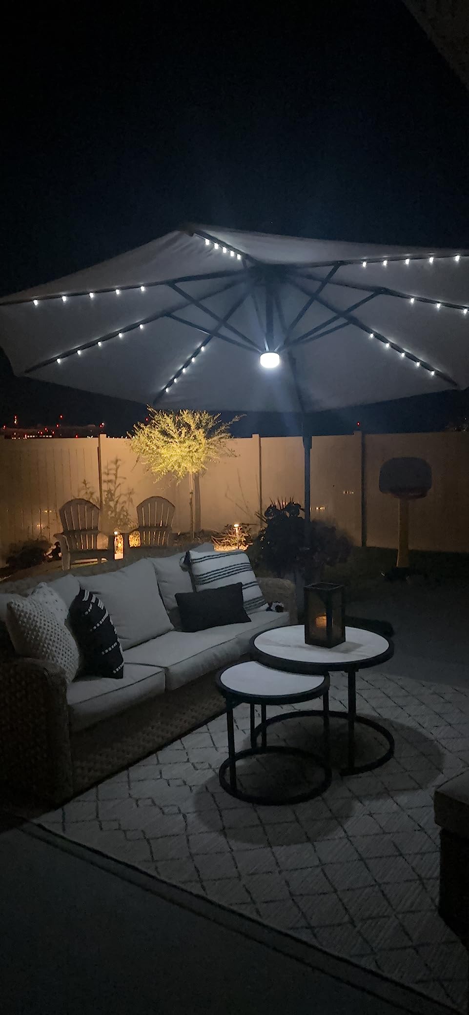 Best Choice Products 10ft Solar LED Cantilever Patio Umbrella, 360-Degree Rotation Hanging Offset Market Outdoor Sun Shade for Backyard, Deck, Poolside w/Lights, Easy Tilt, Cross Base Customer Review Best Choice Products 10ft Solar LED Cantilever Patio Umbrella, 360-Degree Rotation Hanging Offset Market Outdoor Sun Shade for Backyard, Deck, Poolside w/Lights, Easy Tilt, Cross Base - Customer Photo 2