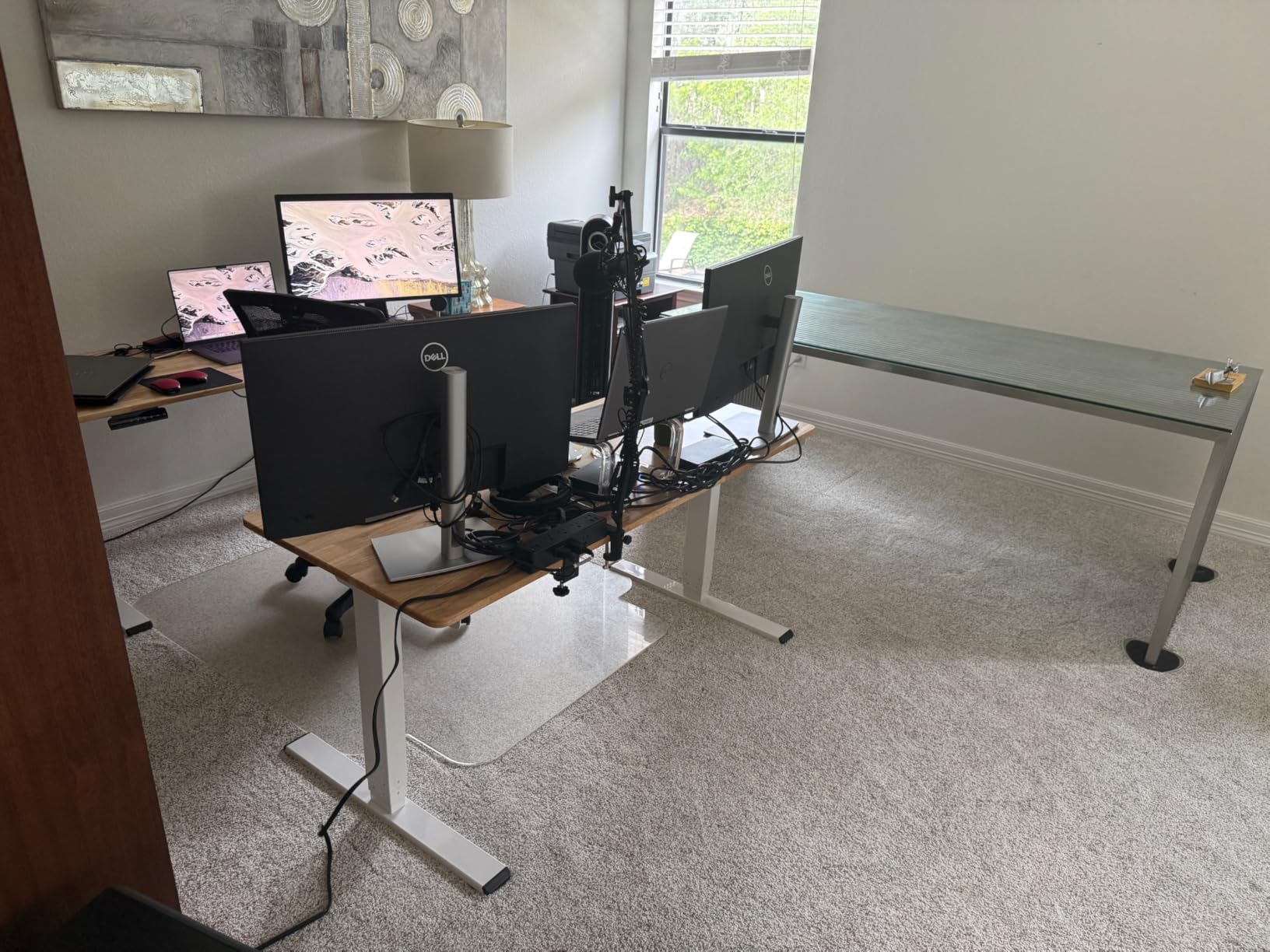 FlexiSpot E6 Bamboo 3-Stage Dual Motor Electric Standing Desk 55 x 28 Sit Stand Up Desk, Holds 220 lbs, Adjustable Height w/ Memory Presets, Solid Bamboo Desktop & White Frame, Ships in 2 Boxes Customer Review FlexiSpot E6 Bamboo 3-Stage Dual Motor Electric Standing Desk 55 x 28 Sit Stand Up Desk, Holds 220 lbs, Adjustable Height w/ Memory Presets, Solid Bamboo Desktop & White Frame, Ships in 2 Boxes - Customer Photo 1