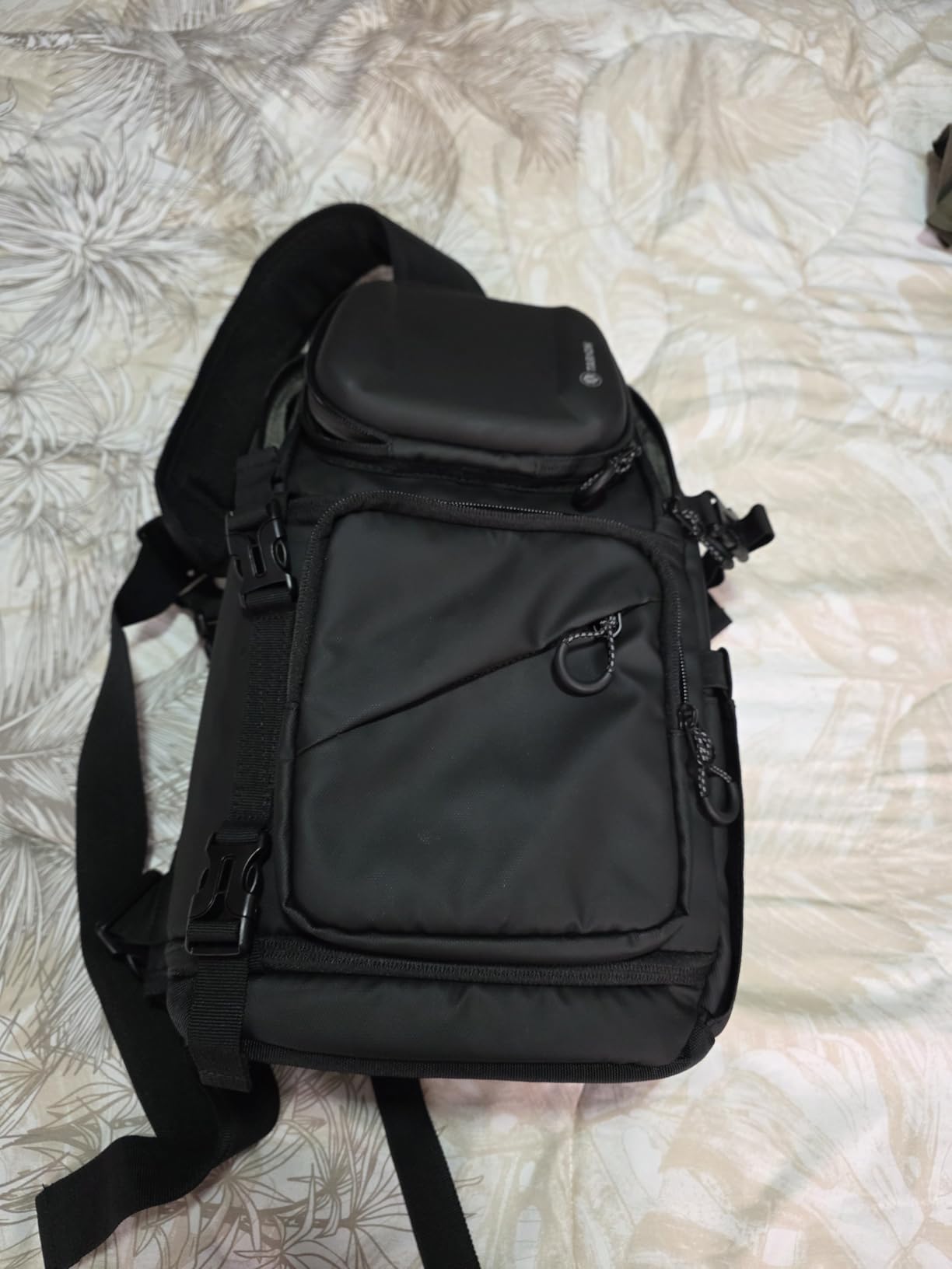 TARION Waterproof Camera Sling Bag Backpack - DSLR Sling Camera Bag for Photographers, Cross body Sling Bag with Raincover Tripod Holder Photography Slingpack Black TR-S Customer Review TARION Waterproof Camera Sling Bag Backpack - DSLR Sling Camera Bag for Photographers, Cross body Sling Bag with Raincover Tripod Holder Photography Slingpack Black TR-S - Customer Photo 1