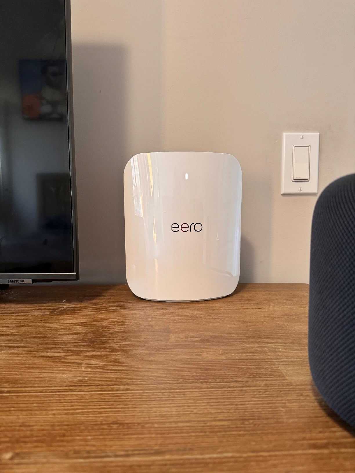 Amazon eero Max 7 mesh wifi system (newest model) - Supports internet plans up to 10 Gbps, Coverage up to 7,500 sq. ft., Connect 750+ devices, 3-pack customer photo 1