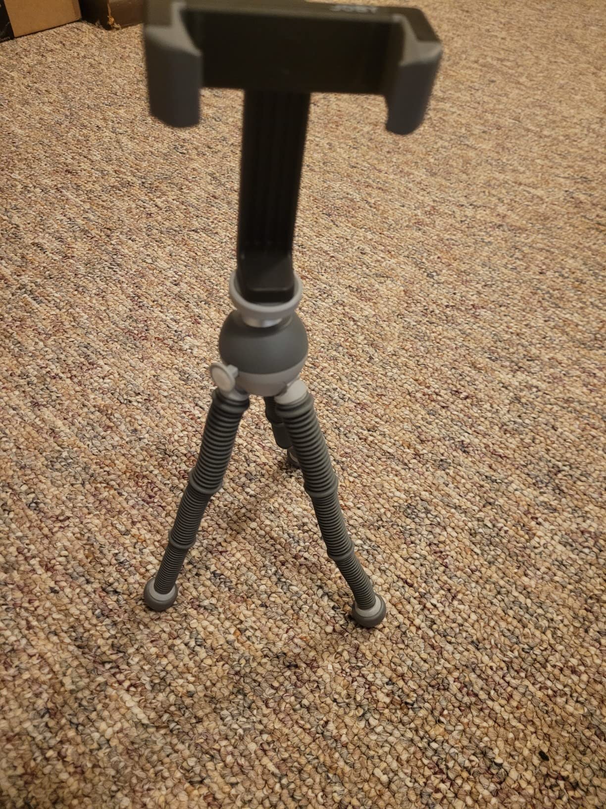 Joby PodZilla Large Flexible Tripod with Ball Head Included, Phone Tripod from The Creators of GorillaPod, Compatible with iPhone, Smartphones, Compact Mirrorless Cameras, Devices up to 2.5kg, Gray - Customer Photo 1