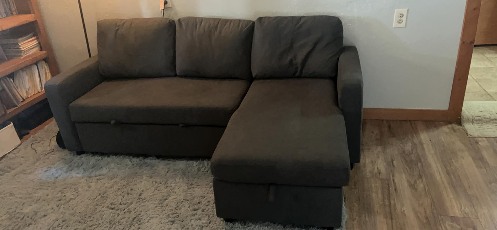 Yaheetech Sectional Sofa L-Shaped Sofa Couch Bed w/Chaise & USB, Reversible Couch Sleeper w/Pull Out Bed & Storage Space Living Room Customer Review Yaheetech Sectional Sofa L-Shaped Sofa Couch Bed w/Chaise & USB, Reversible Couch Sleeper w/Pull Out Bed & Storage Space Living Room - Customer Photo 2