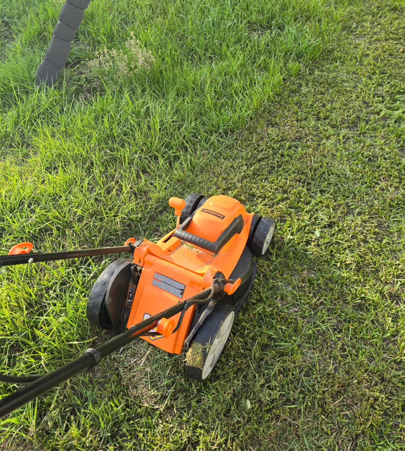 LawnMaster CLMF4817E 48V MAX* Brushless Mower with 2X24V MAX* 4.0Ah Battery and a Dual Charger customer photo 2