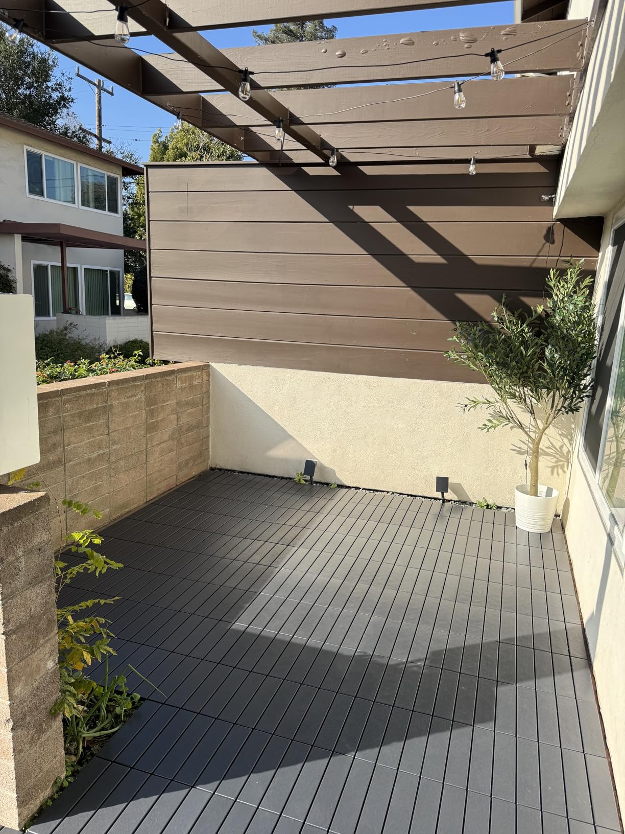 Goovilla Plastic Interlocking Deck Tiles, 9 Pack, 12