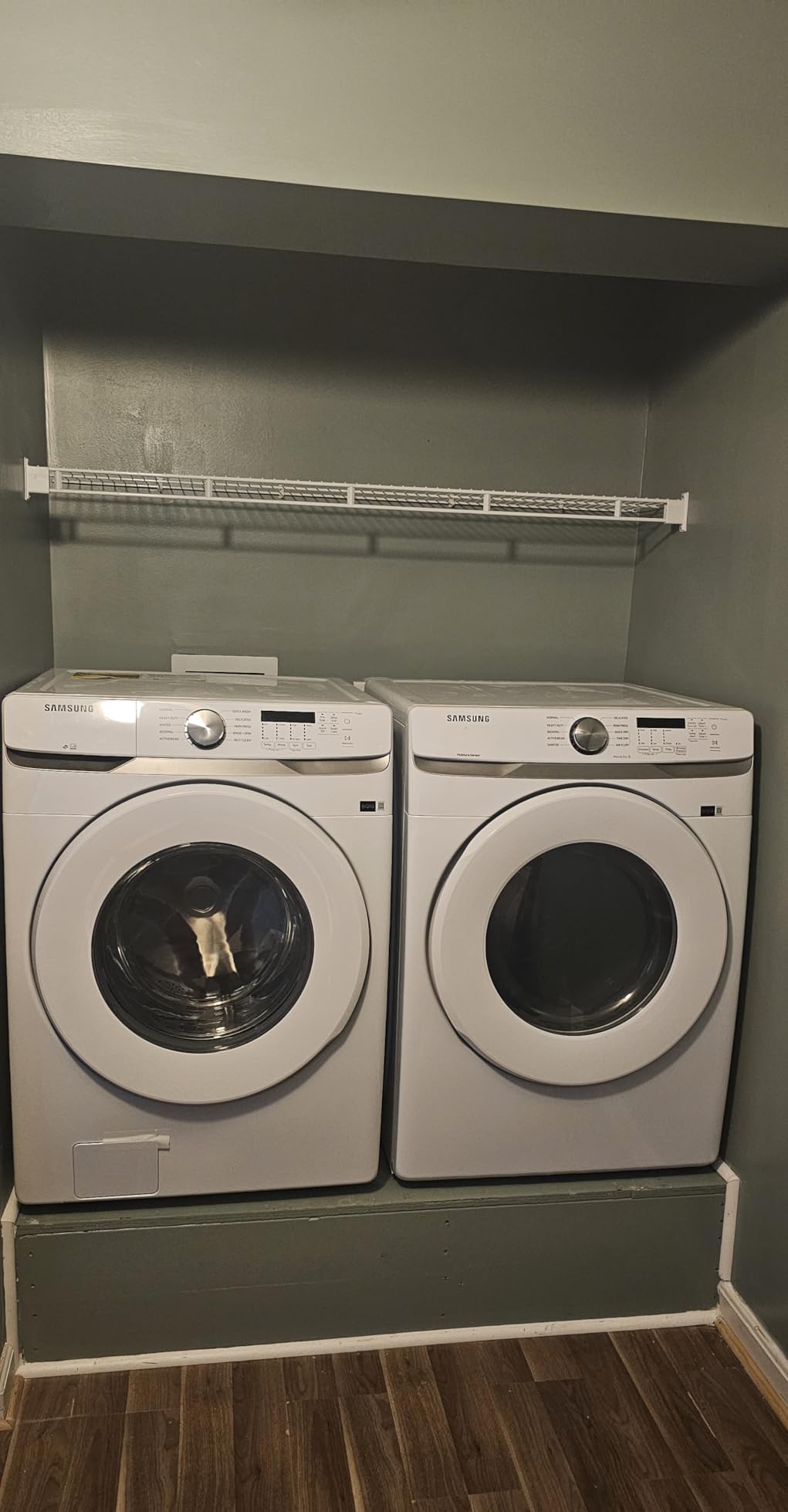 Samsung WF45T6000WPR White Front Load Laundry Package Customer Review Samsung WF45T6000WPR White Front Load Laundry Package - Customer Photo 2
