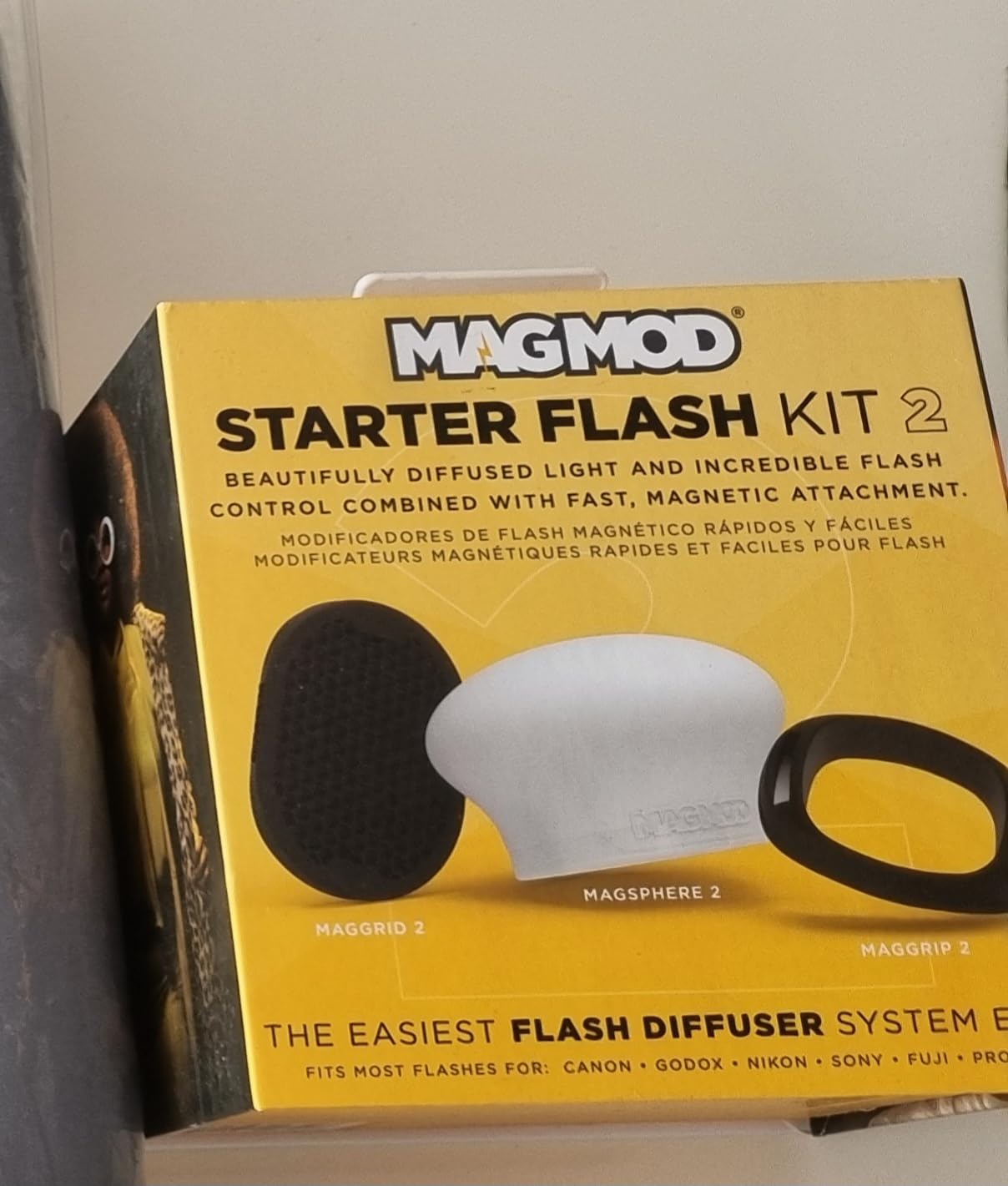 MagMod Starter Flash Diffuser Kit 2, Magnetic Flash Modifier Set for On- and Off-Camera Photography, Includes MagGrip 2, MagGrid 2 and MagSphere 2, Compatible with 99% of All Speedlites - Customer Photo 1