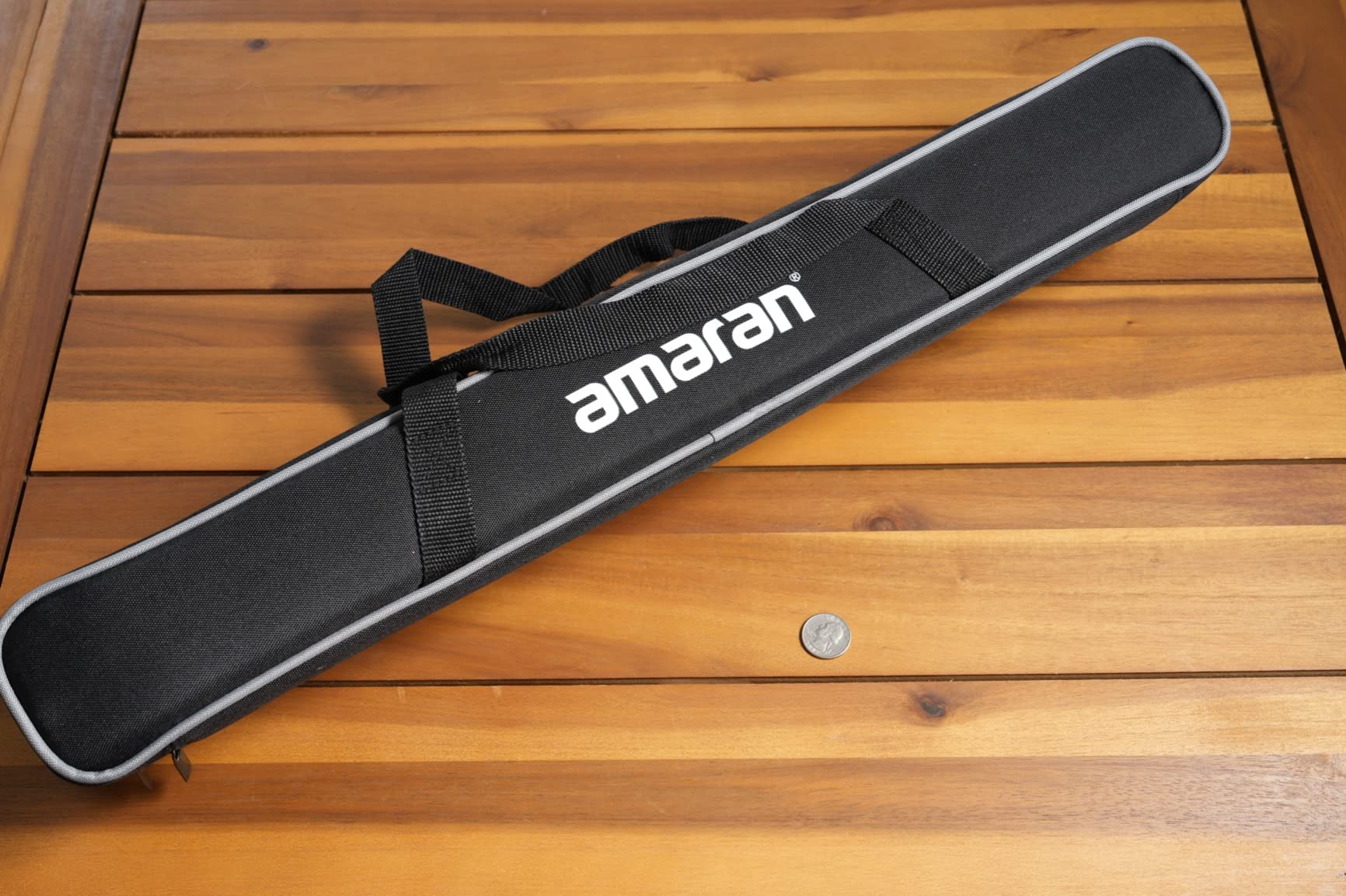 Aputure Amaran T2C RGBWW LED Tube Light,20W 2500K-7500K Adjustable RGB Light Wand Support APP and DMX Control 46 Color Gel Presets (60cm) Customer Review Aputure Amaran T2C RGBWW LED Tube Light,20W 2500K-7500K Adjustable RGB Light Wand Support APP and DMX Control 46 Color Gel Presets (60cm) - Customer Photo 1