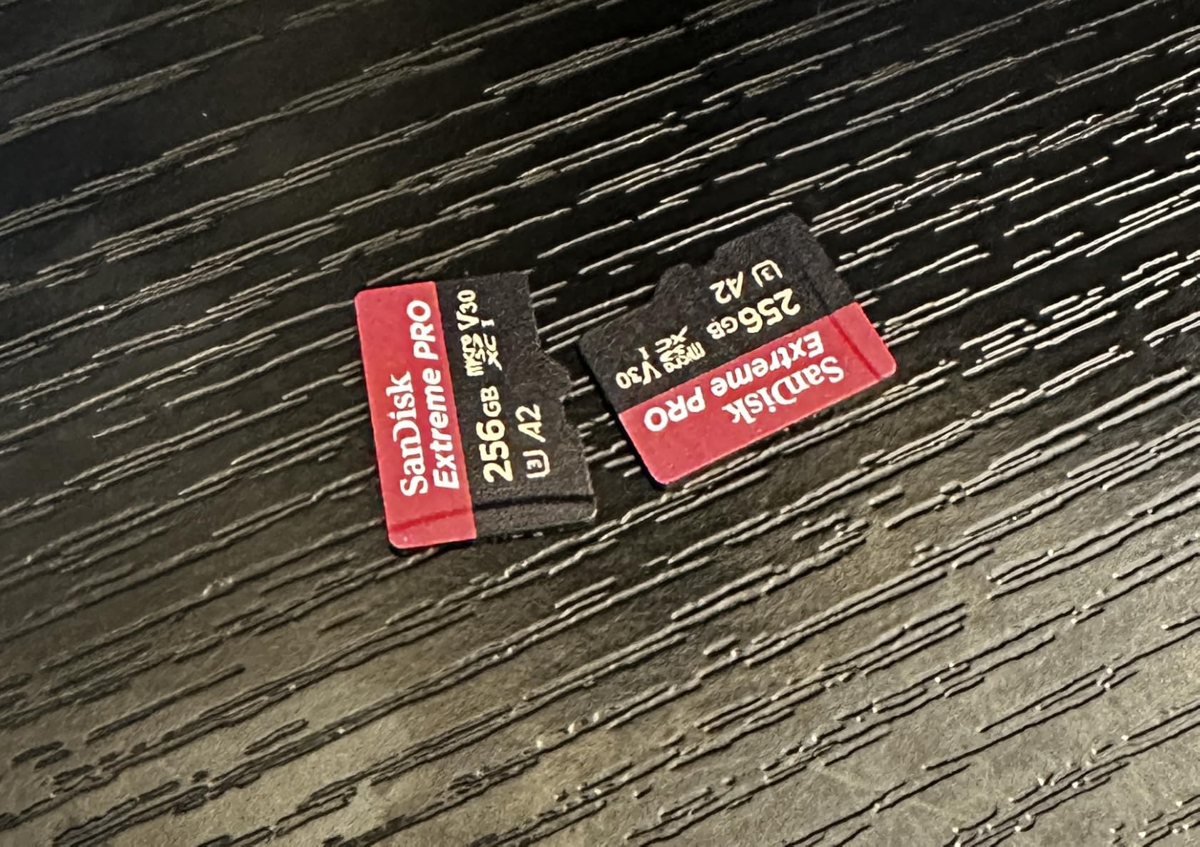 SanDisk 256GB Extreme PRO microSDXC UHS-I Memory Card with Adapter - Up to 200MB/s Read, 140MB/s Write, C10, U3, V30, A2, 4K UHD - SDSQXCD-256G-GN6MA - Customer Photo 2