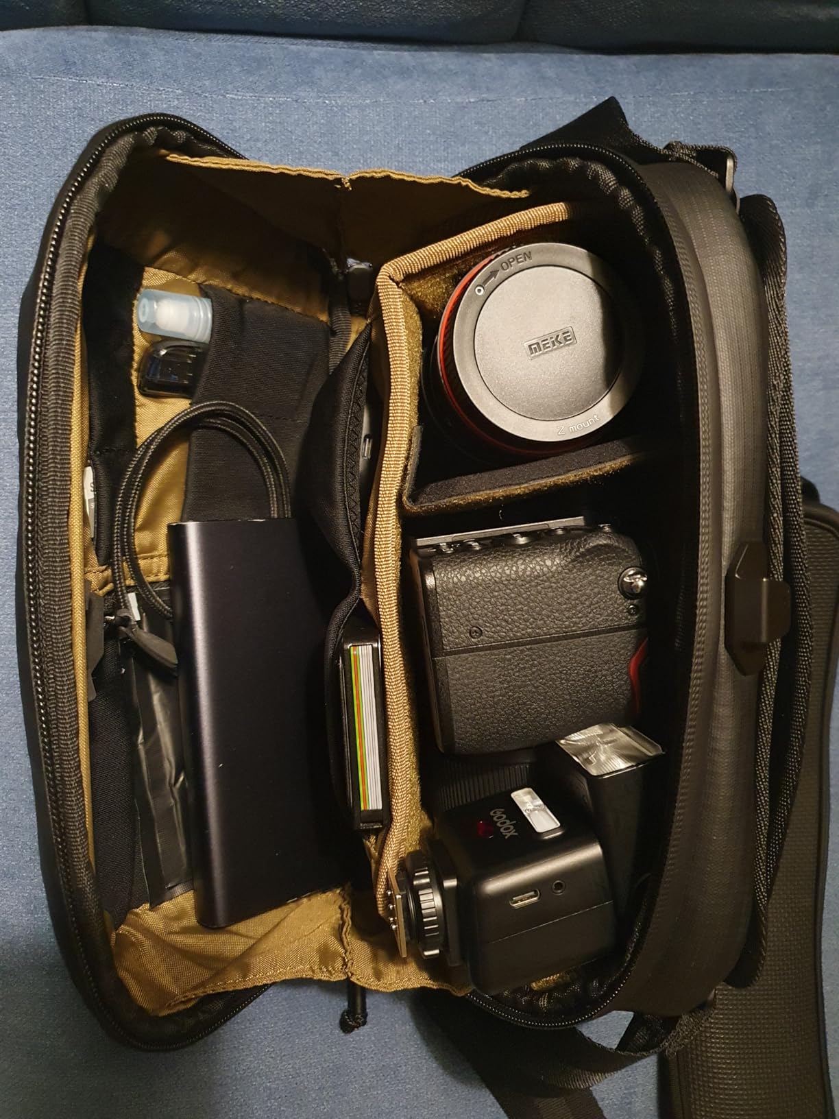 NOMATIC McKinnon Camera Sling 8L: Versatile Camera Bag for Photographers with Quick Access, Secure Storage for Mirrorless or DSLR Camera, Lightweight Crossbody Sling & External Tripod Attachment - Customer Photo 2