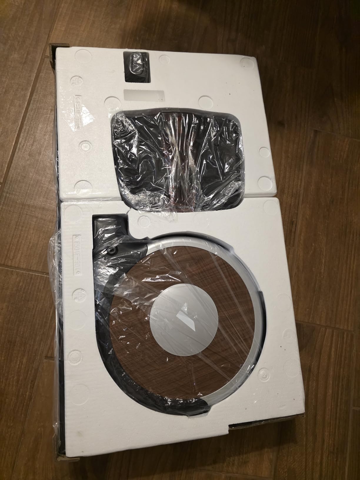 MERACH Rowing Machines for Home, Magnetic Rowing Machine with 16 Levels Customer Review MERACH Rowing Machines for Home, Magnetic Rowing Machine with 16 Levels - Customer Photo 2