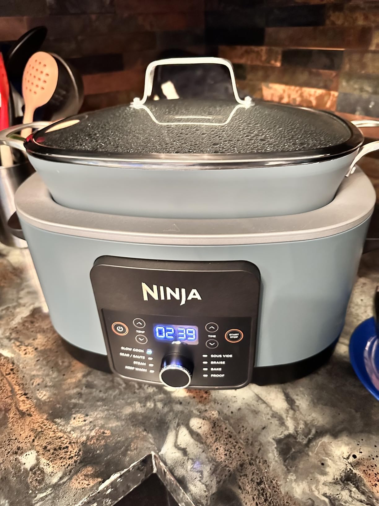Ninja MC1001 Foodi PossibleCooker PRO 8.5 Quart Multi-Cooker, with 8-in-1 Slow Cooker, Dutch Oven, Steamer, Glass Lid Integrated Spoon, Nonstick, Oven Safe Pot to 500F, Sea Salt Gray customer photo 1