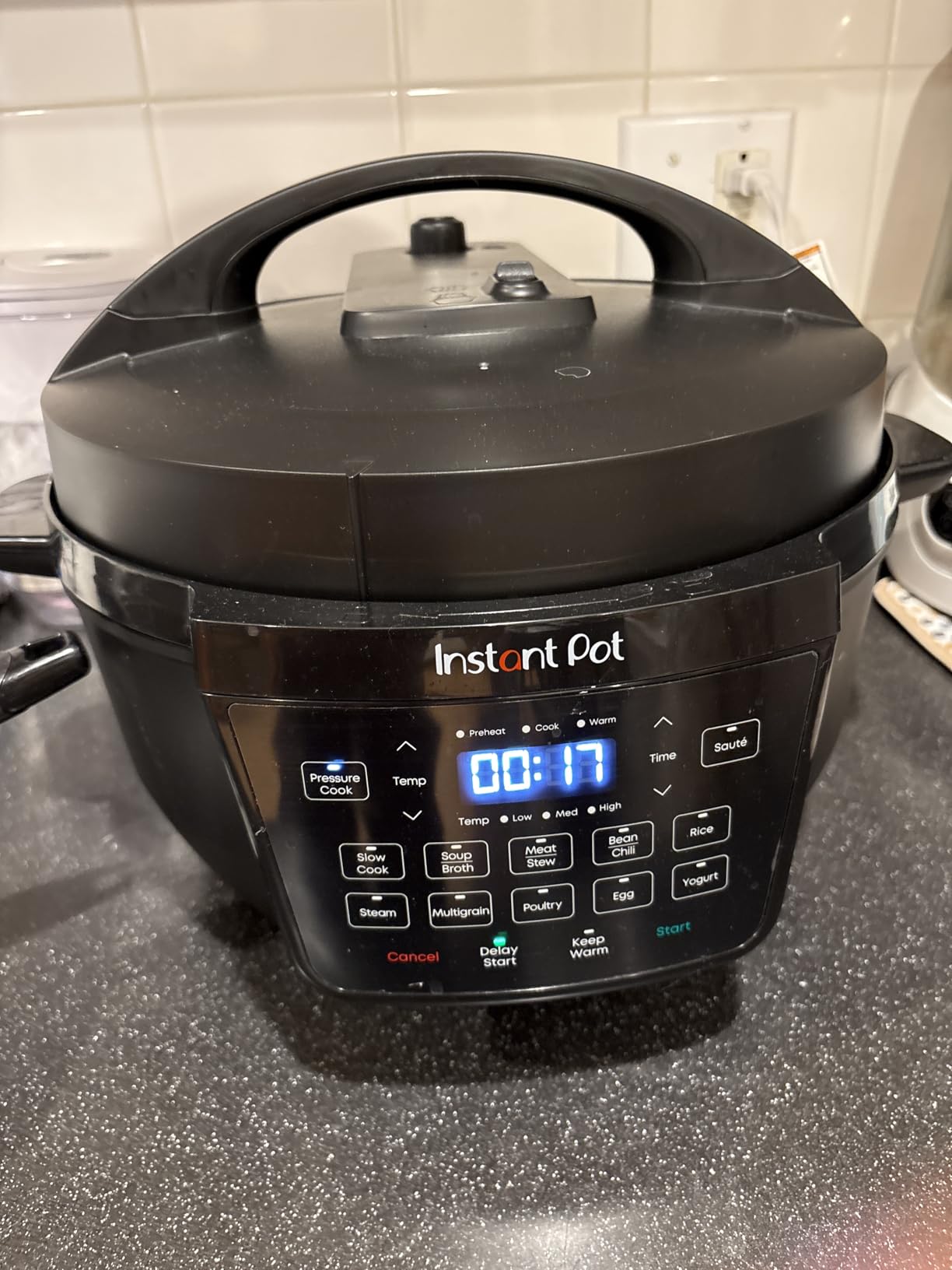 Instant Pot Rio 6QT 7-in-1 Multi-Cooker, Pressure Cooker, Slow cook, Sauté, Steam, Rice Maker, Yogurt, & Warmer, Black, 6 Quarts - Customer Photo 3