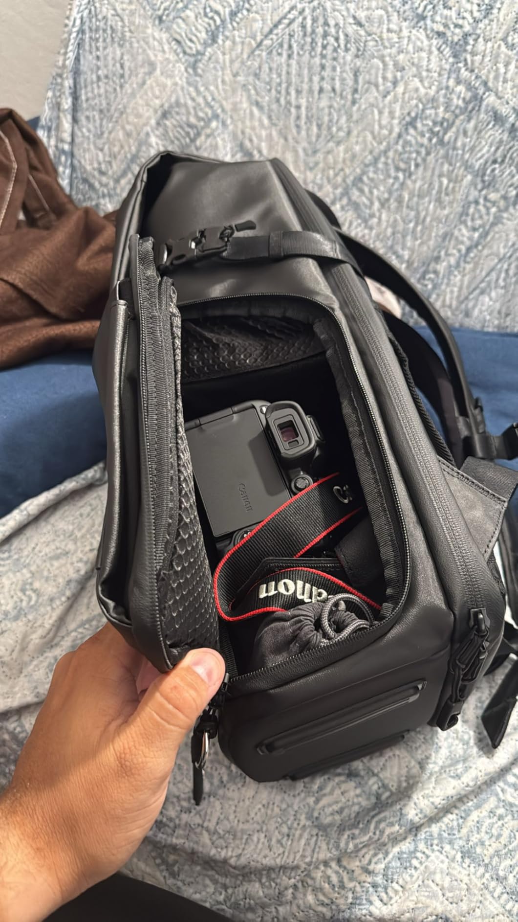 VSGO 20L Professional Camera Backpack for DSLR/SLR, Compatible with Sony Canon Nikon Cameras, DJI RSC2 Gimbals, Tripod, 15.6