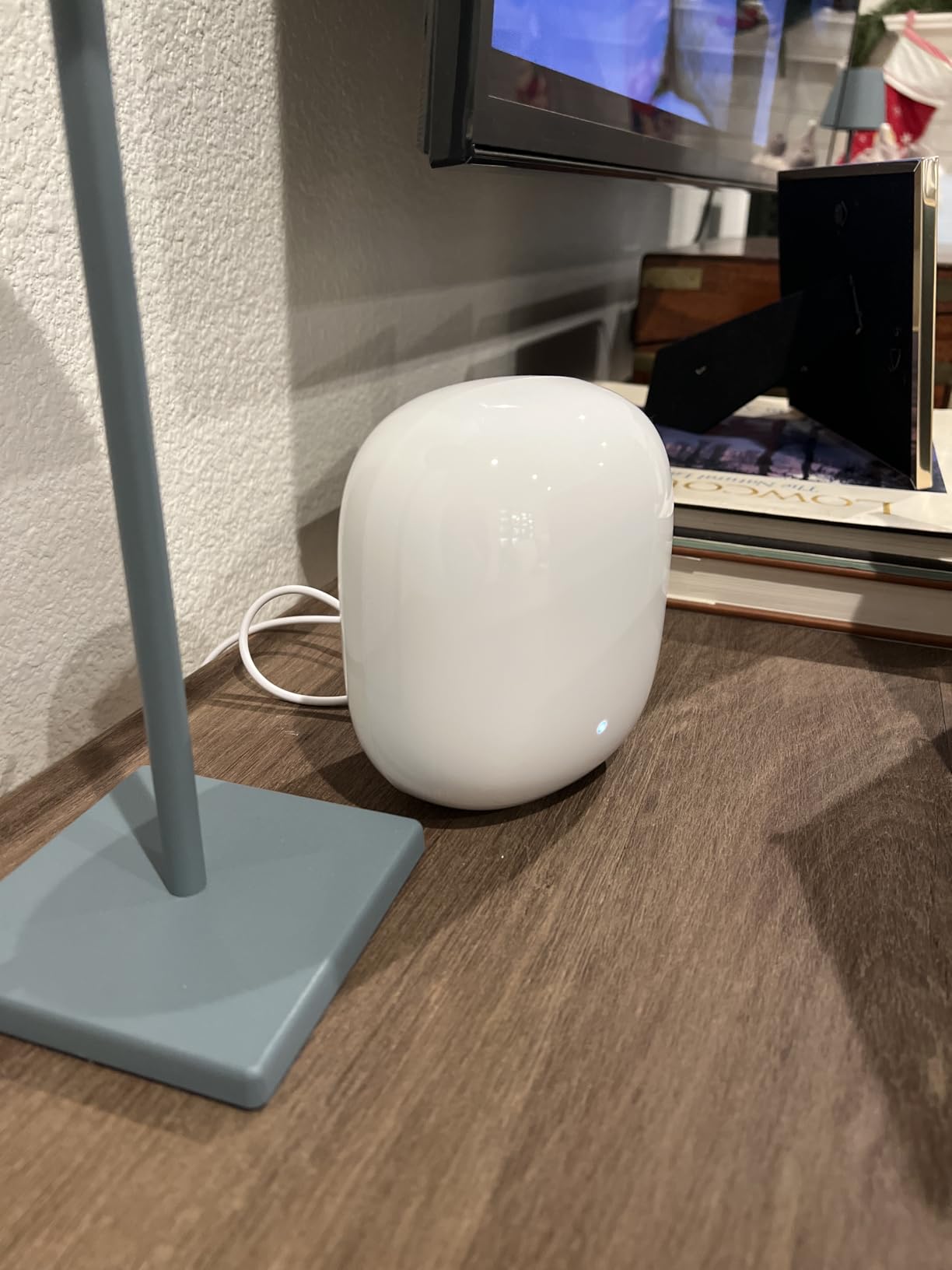 Google Nest WiFi Pro - 6E - Reliable Home Wi-Fi System with Fast Speed and Whole Home Coverage - Mesh Router - 3 Pack - Snow customer photo 1