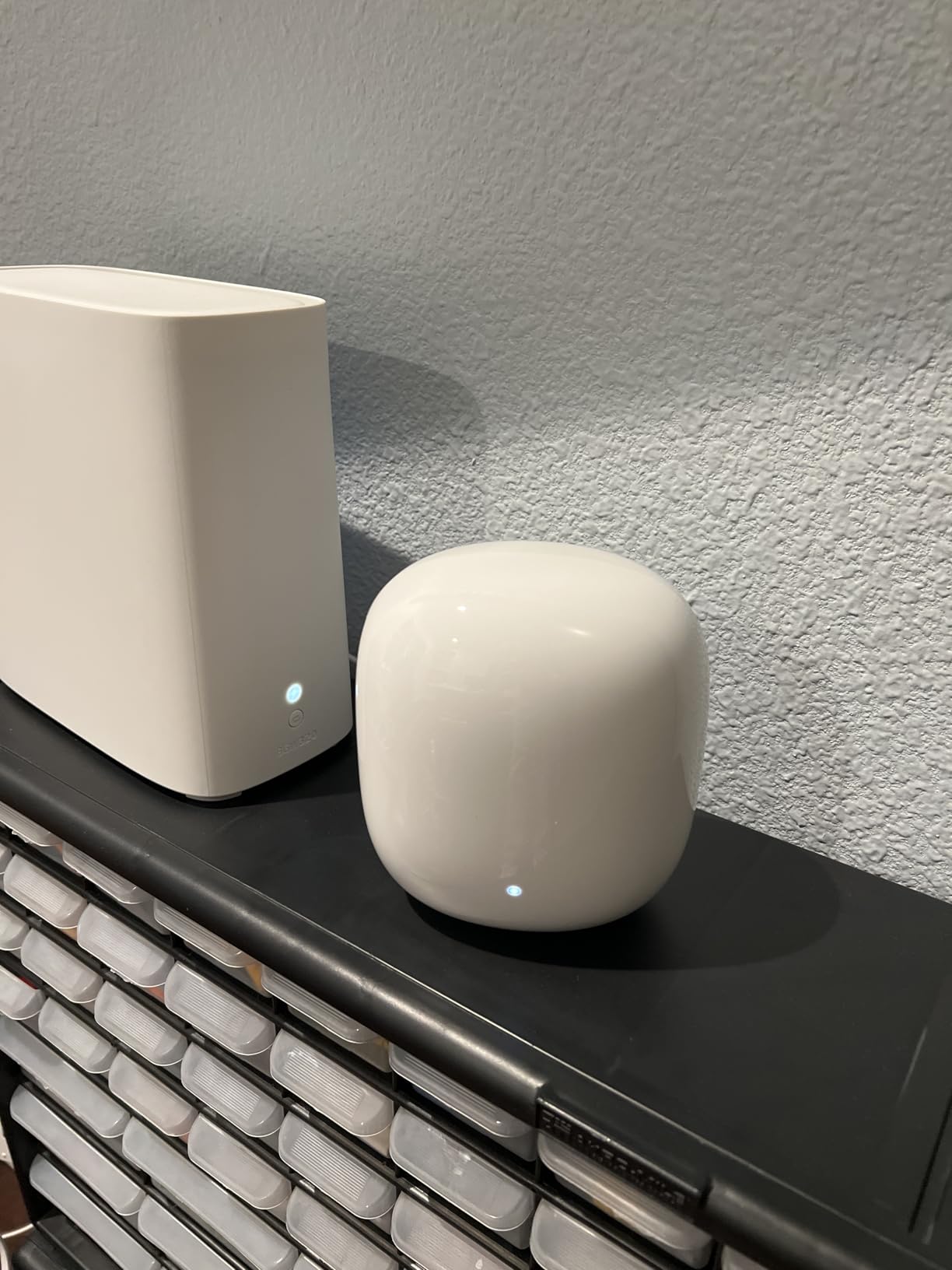 Google Nest WiFi Pro - 6E - Reliable Home Wi-Fi System with Fast Speed and Whole Home Coverage - Mesh Router - 3 Pack - Snow customer photo 2