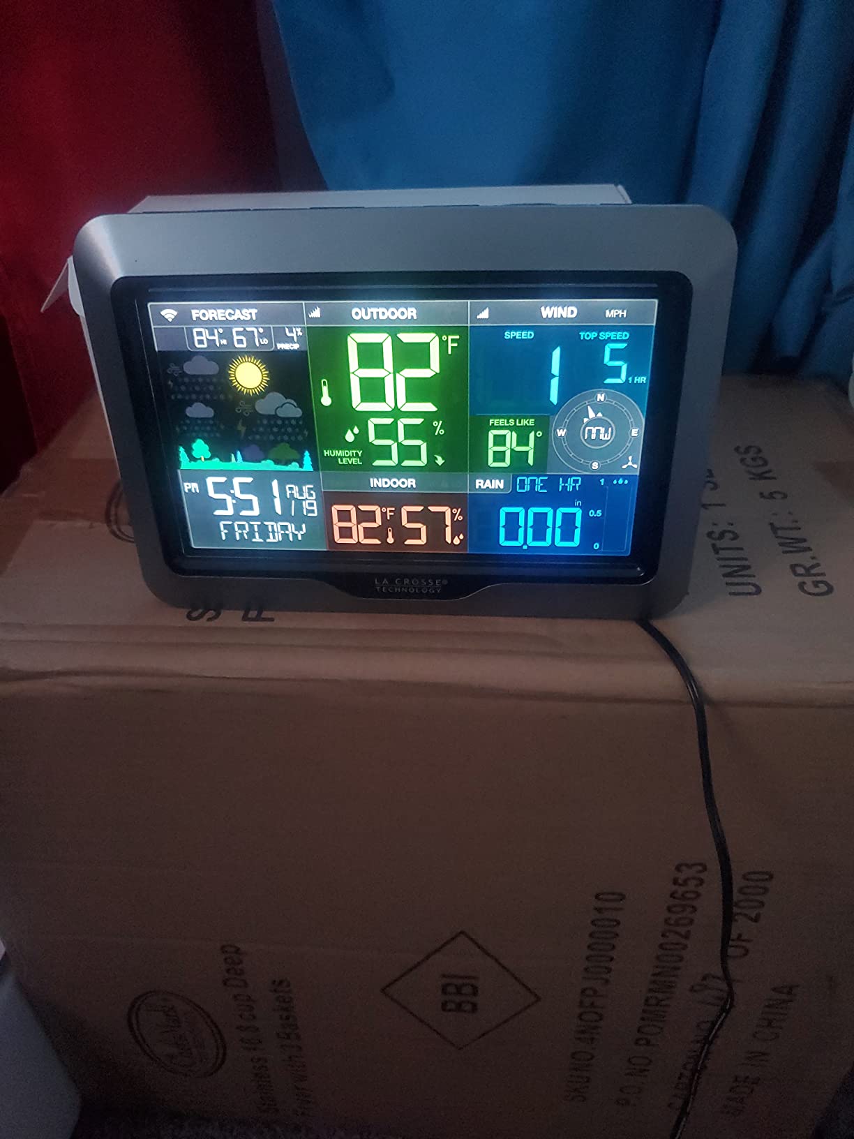 La Crosse Technology Professional Smart Wi-Fi Weather Station with Remote Monitoring (400 Foot Range), Wind and Rain Gauges, Temperature and Humidity Sensors, and Forecasting - V42-PRO-INT customer photo 2