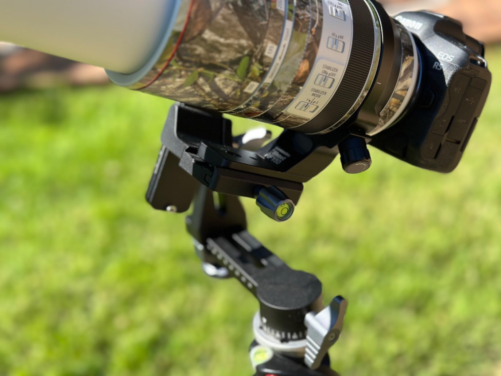 K&F CONCEPT Upgraded Gimbal Tripod Head, Exclusive Lubricant, All-CNC Aluminum Alloy Gimbal Head, Precise Horizontal and Vertical Adjustment Tripod Head, Maximum Load Capacity of 44.09lbs/20kg. Customer Review K&F CONCEPT Upgraded Gimbal Tripod Head, Exclusive Lubricant, All-CNC Aluminum Alloy Gimbal Head, Precise Horizontal and Vertical Adjustment Tripod Head, Maximum Load Capacity of 44.09lbs/20kg. - Customer Photo 1