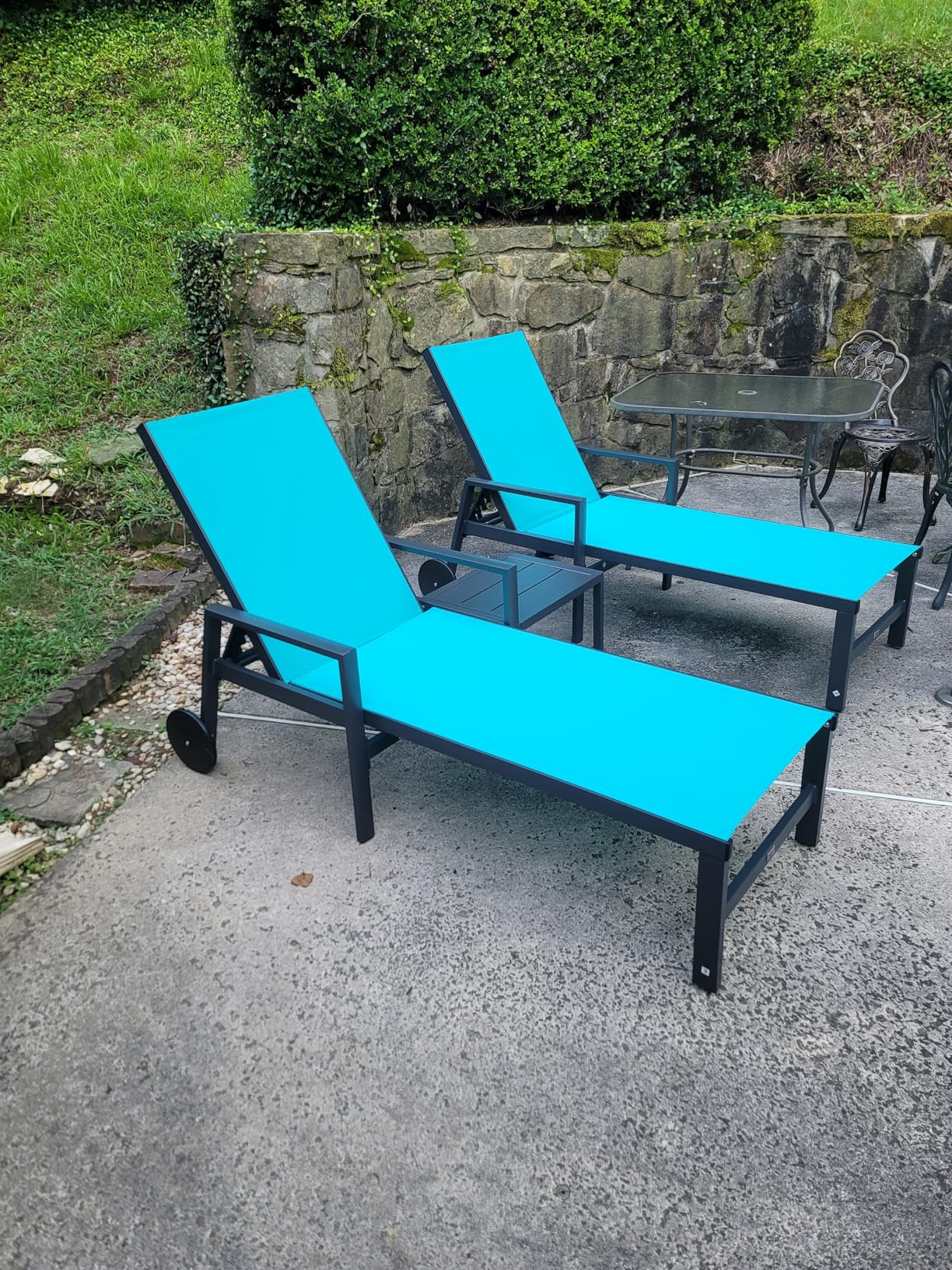 PURPLE LEAF 2 Pieces Outdoor Chaise Lounge Aluminum Patio Lounge Chair with Wheels and Armrests Outdoor Lounge Recliner Chair for Pool Backyard Beach Navy Blue Customer Review PURPLE LEAF 2 Pieces Outdoor Chaise Lounge Aluminum Patio Lounge Chair with Wheels and Armrests Outdoor Lounge Recliner Chair for Pool Backyard Beach Navy Blue - Customer Photo 3