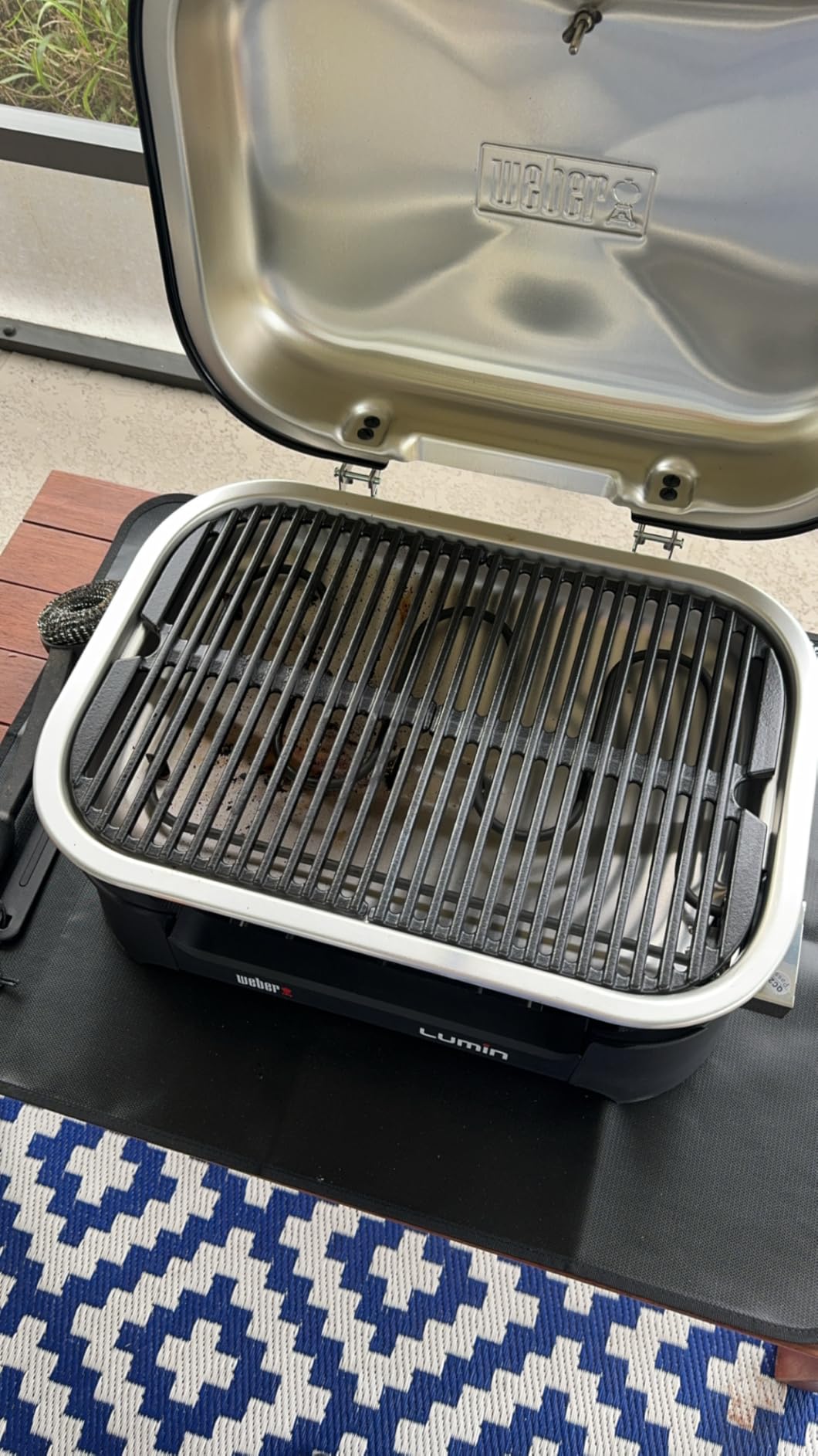 Weber® Lumin Portable Grill, Outdoor Electric Grill, BBQ Grill, Black | High‑Heat Outdoor Electric BBQ Reaching 600°F for Searing, Smoking, Steaming & Warming - Ideal for Small Spaces & Travel customer photo 2