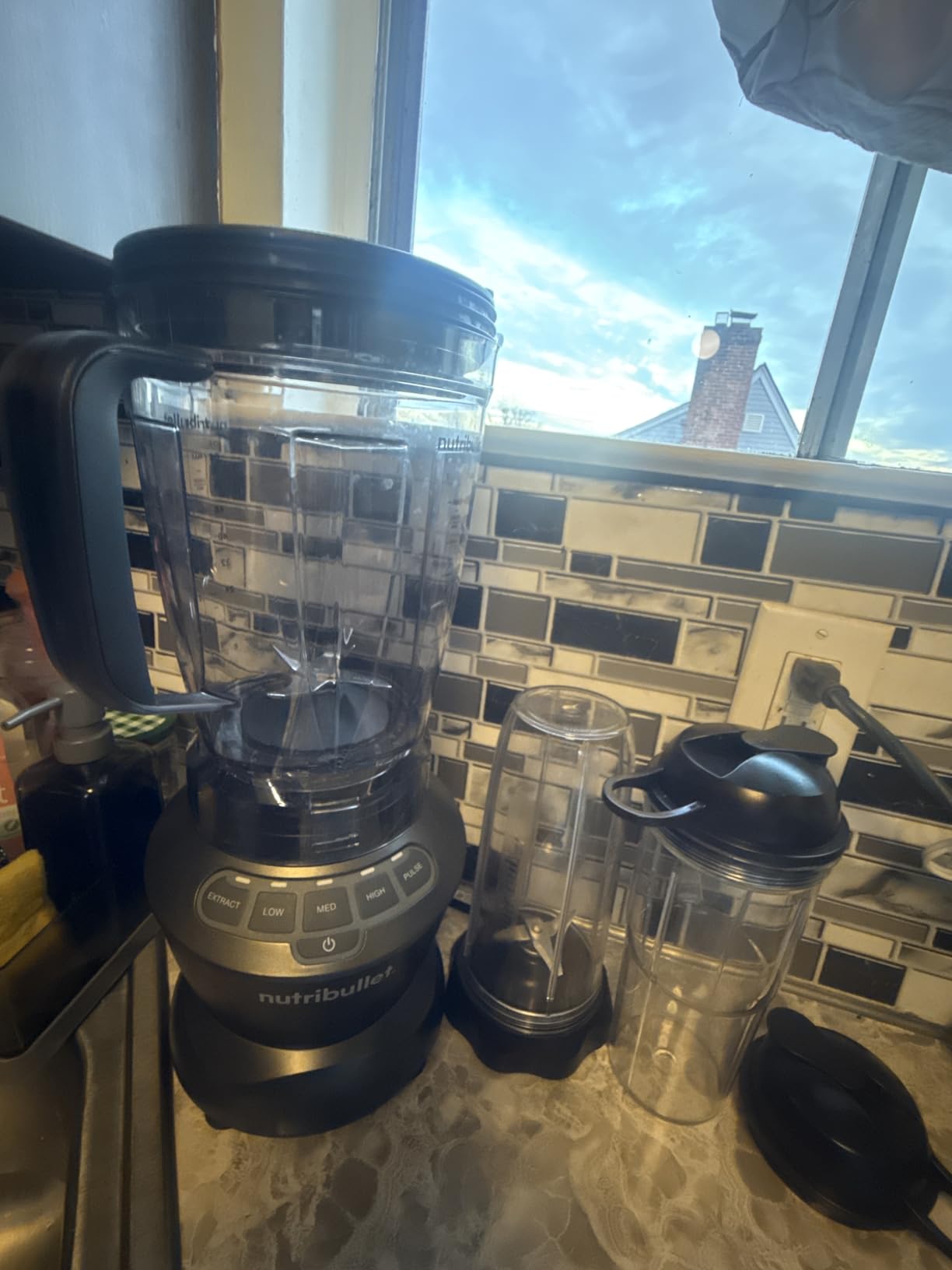 nutribullet Full-Size Blender Combo 1200W – NBF50500 - Dark Gray Customer Review nutribullet Full-Size Blender Combo 1200W – NBF50500 - Dark Gray - Customer Photo 2