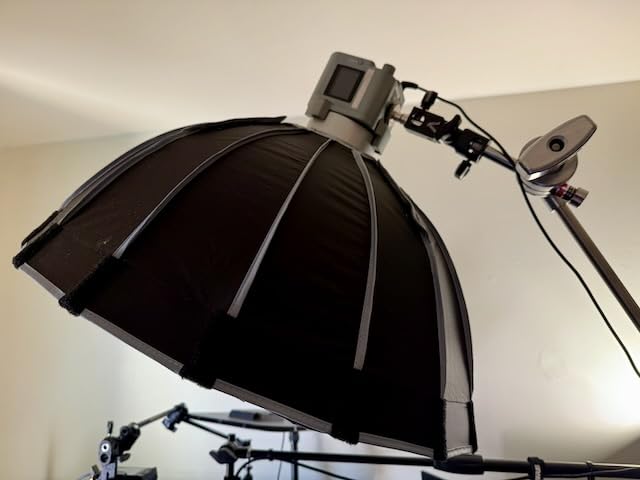 Aputure amaran 60dS Video Lighting,amaran 60d Studio Light,65W Bowens Mount LED Video Light,App Control,DC/AC Power Supply,Photography Lighting Customer Review Aputure amaran 60dS Video Lighting,amaran 60d Studio Light,65W Bowens Mount LED Video Light,App Control,DC/AC Power Supply,Photography Lighting - Customer Photo 2