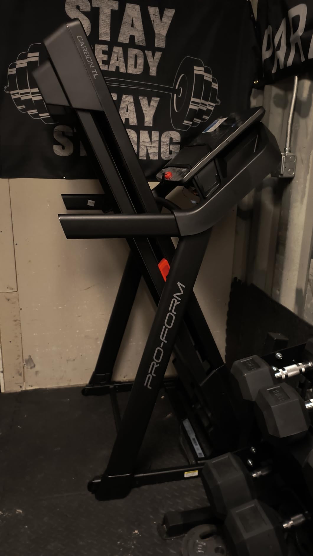 ProForm Carbon Treadmills: Treadmills for Walking and Running with Built-in Fan and SpaceSaver Design Customer Review ProForm Carbon Treadmills: Treadmills for Walking and Running with Built-in Fan and SpaceSaver Design - Customer Photo 1