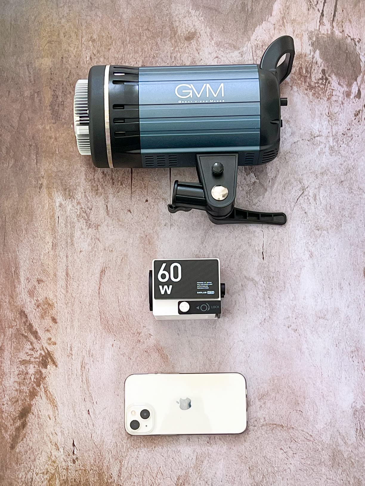 ZHIYUN Molus G60, Bi-Color Video Light, 300g Portable 60W COB LED Continuous Output Lighting, CRI≥96, TLCI≥97, Bluetooth App Control, ZY Mount Ecosystem DC/PD Power Supply Customer Review ZHIYUN Molus G60, Bi-Color Video Light, 300g Portable 60W COB LED Continuous Output Lighting, CRI≥96, TLCI≥97, Bluetooth App Control, ZY Mount Ecosystem DC/PD Power Supply - Customer Photo 1