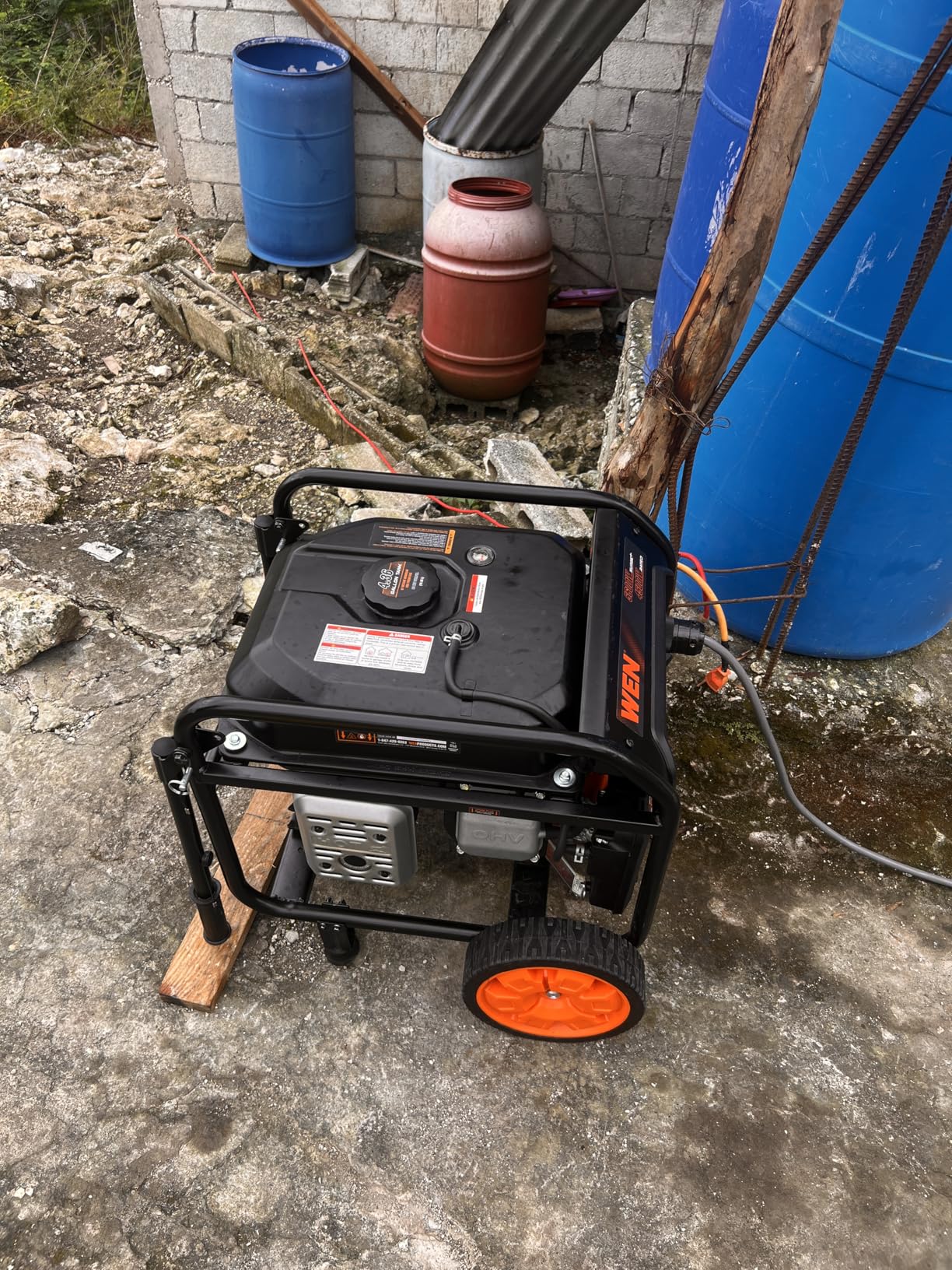 WEN 5600-Watt Portable Generator, Electric Start, 224cc, Transfer-Switch and RV-Ready with CO Shutdown Sensor (GN5602X) - Customer Photo 1