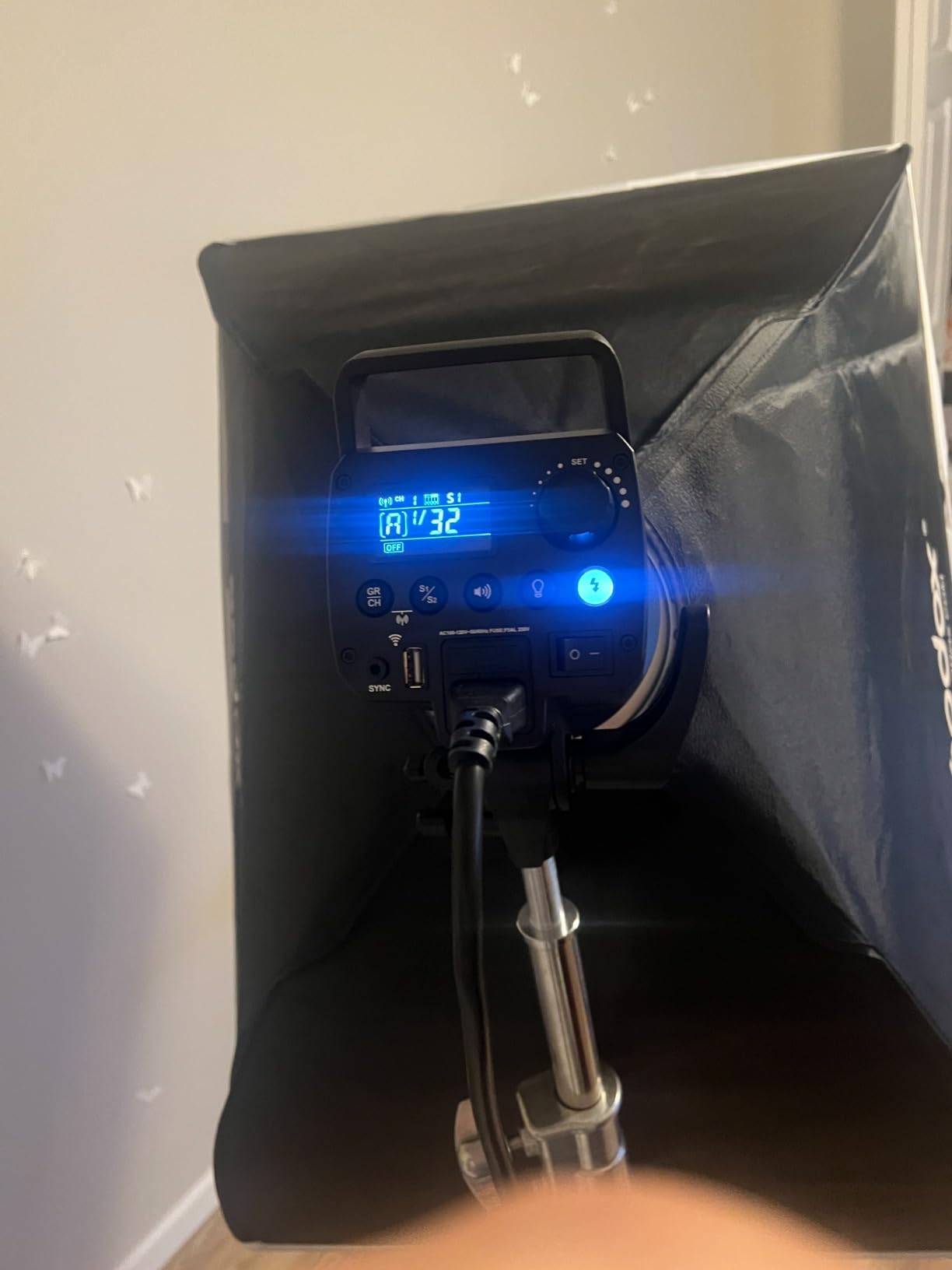 Godox MS300V MS300-V Compact Studio Strobe Flash Light - 300W,GN58 0.1-1.8S Recycle Time,2.4G X System,Bowens Mount LED Modeling Lamp for Photographic Studio Portrait Shooting Customer Review Godox MS300V MS300-V Compact Studio Strobe Flash Light - 300W,GN58 0.1-1.8S Recycle Time,2.4G X System,Bowens Mount LED Modeling Lamp for Photographic Studio Portrait Shooting - Customer Photo 1