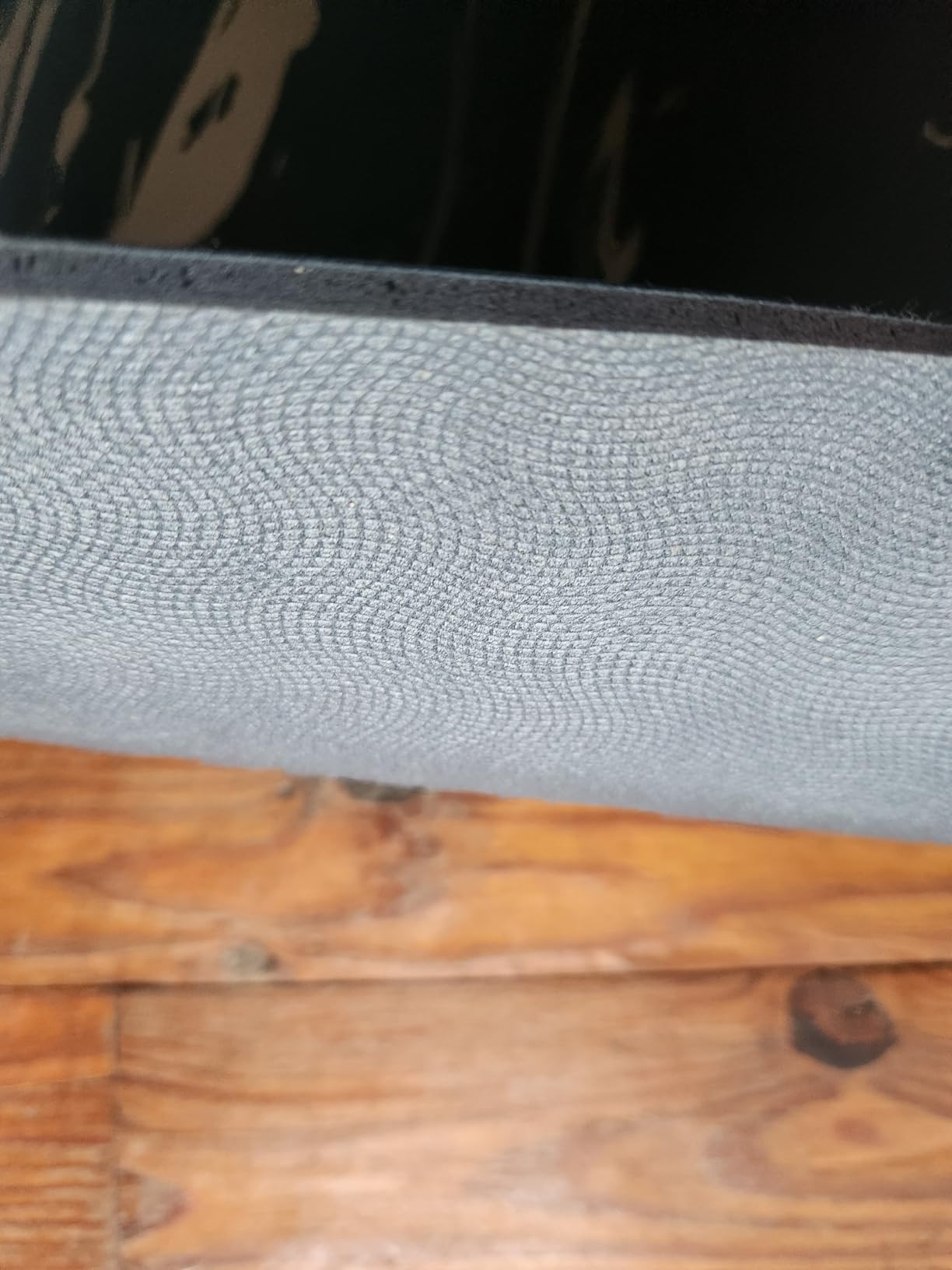 Gaiam Dry-Grip Yoga Mat - 5mm Thick Non-Slip Exercise & Fitness Mat for Standard or Hot Yoga, Pilates and Floor Workouts - Cushioned Support, Non-Slip Coat - 68 x 24 Inches Customer Review Gaiam Dry-Grip Yoga Mat - 5mm Thick Non-Slip Exercise & Fitness Mat for Standard or Hot Yoga, Pilates and Floor Workouts - Cushioned Support, Non-Slip Coat - 68 x 24 Inches - Customer Photo 3