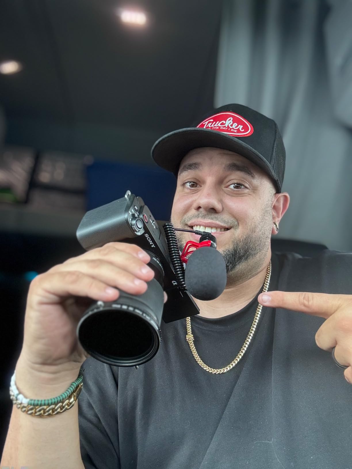 Sony Alpha ZV-E1 Full-Frame Interchangeable Lens Mirrorless Vlog Camera - Black Body Customer Review Sony Alpha ZV-E1 Full-Frame Interchangeable Lens Mirrorless Vlog Camera - Black Body - Customer Photo 4