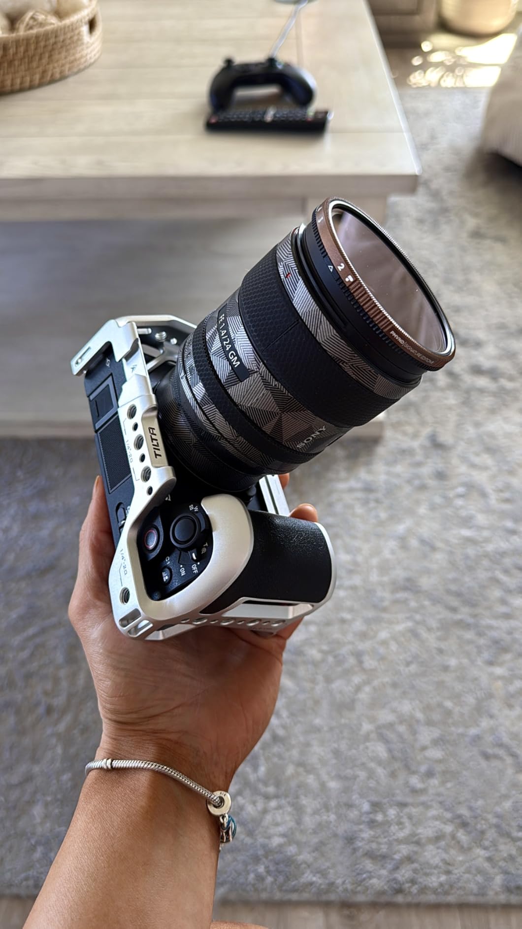 Sony Alpha ZV-E1 Full-Frame Interchangeable Lens Mirrorless Vlog Camera with 28-60mm Lens - Black Body - Customer Photo 1