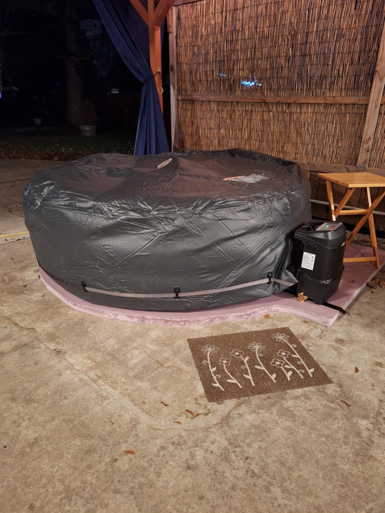 Intex 28483E SimpleSpa Inflatable Hot Tub 4 Person Bubble Massage Spa: Includes Insulated Cover - Built-in QuickFill Inflation - Soothing Jets - 77