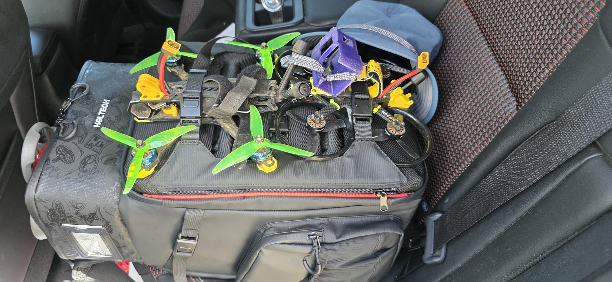 HGLRC FPV Drone Backpack Case Shoulder Bag for FPV Racing Quadcopter Drone and Parts for DJI FPV Combo - Customer Photo 1