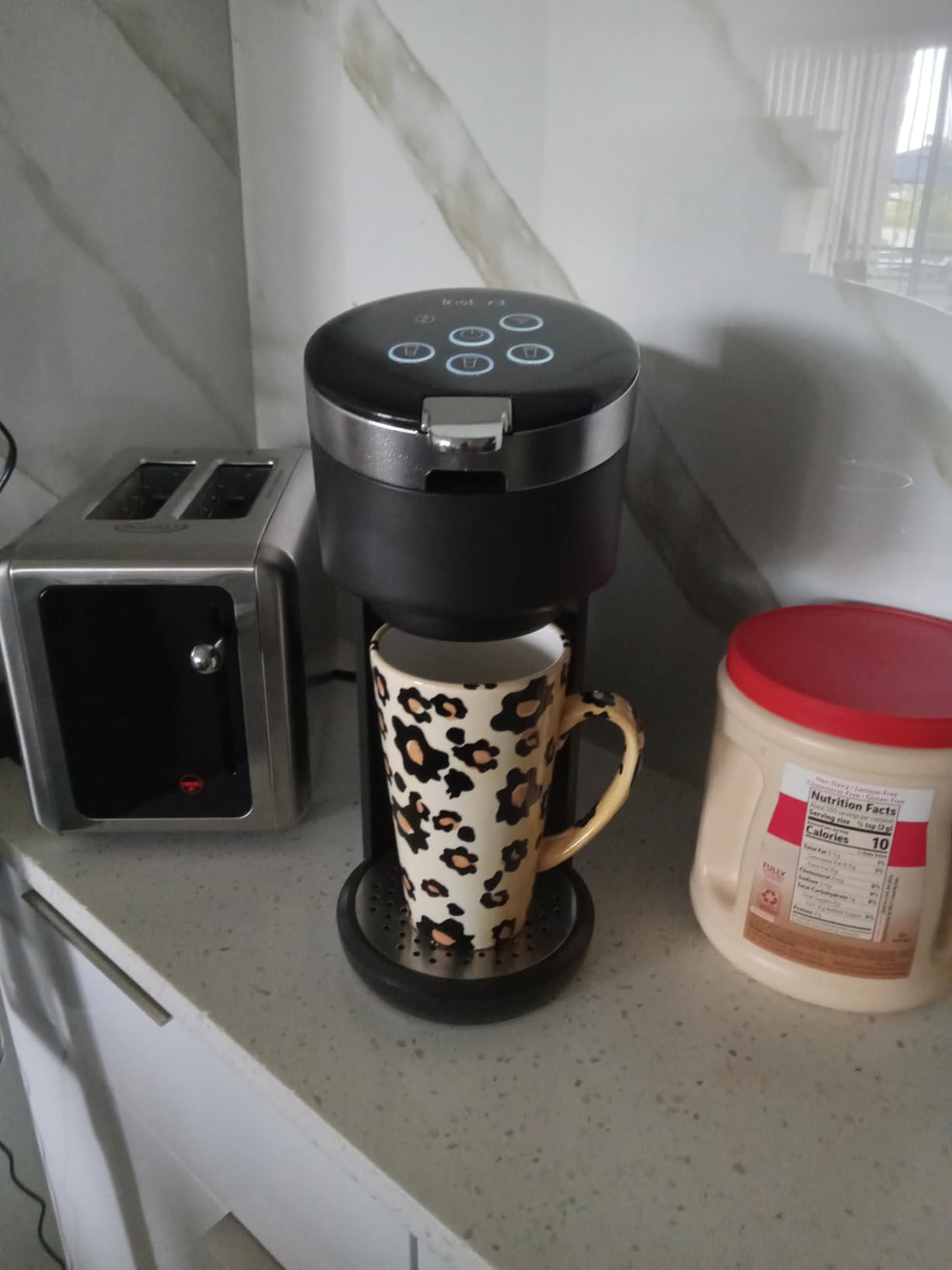Instant Solo WIFI Connect Single Serve Coffee Maker, From the Makers of Instant Pot, Coffee Brewer, Includes Reusable Coffee Pod & Bold Setting, Brew 8 to 12oz., 40oz. Water Reservoir, Black - Customer Photo 2