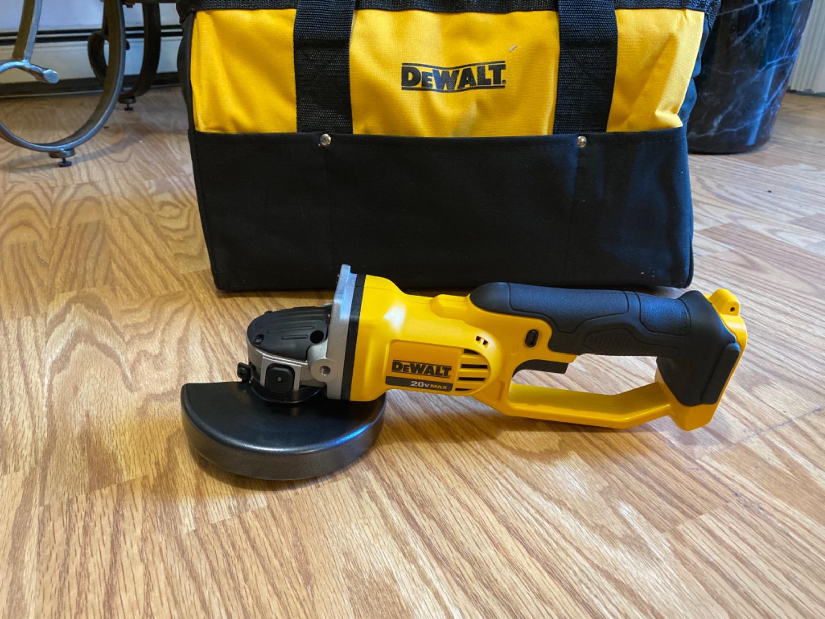 DEWALT 20V MAX Power Tool Combo Kit, 10 Tool Cordless Power Tool Set, 2 Batteries, Charger and 2 Bags Included, Dewalt Brushless Combo Kit (DCK1021D2) Customer Review DEWALT 20V MAX Power Tool Combo Kit, 10 Tool Cordless Power Tool Set, 2 Batteries, Charger and 2 Bags Included, Dewalt Brushless Combo Kit (DCK1021D2) - Customer Photo 2