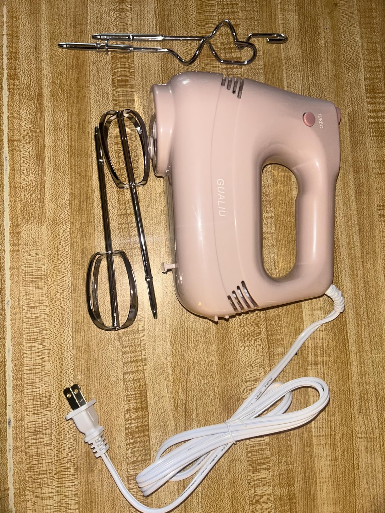 GUALIU Electric Hand Mixer with Stainless Steel Whisk, Dough Hook Attachment and Storage Bag, Handheld Mixer for Baking Cakes, Eggs, Cream Food Mixers. Turbo Boost /5 Speed Kitchen Blender PINK Customer Review GUALIU Electric Hand Mixer with Stainless Steel Whisk, Dough Hook Attachment and Storage Bag, Handheld Mixer for Baking Cakes, Eggs, Cream Food Mixers. Turbo Boost /5 Speed Kitchen Blender PINK - Customer Photo 1