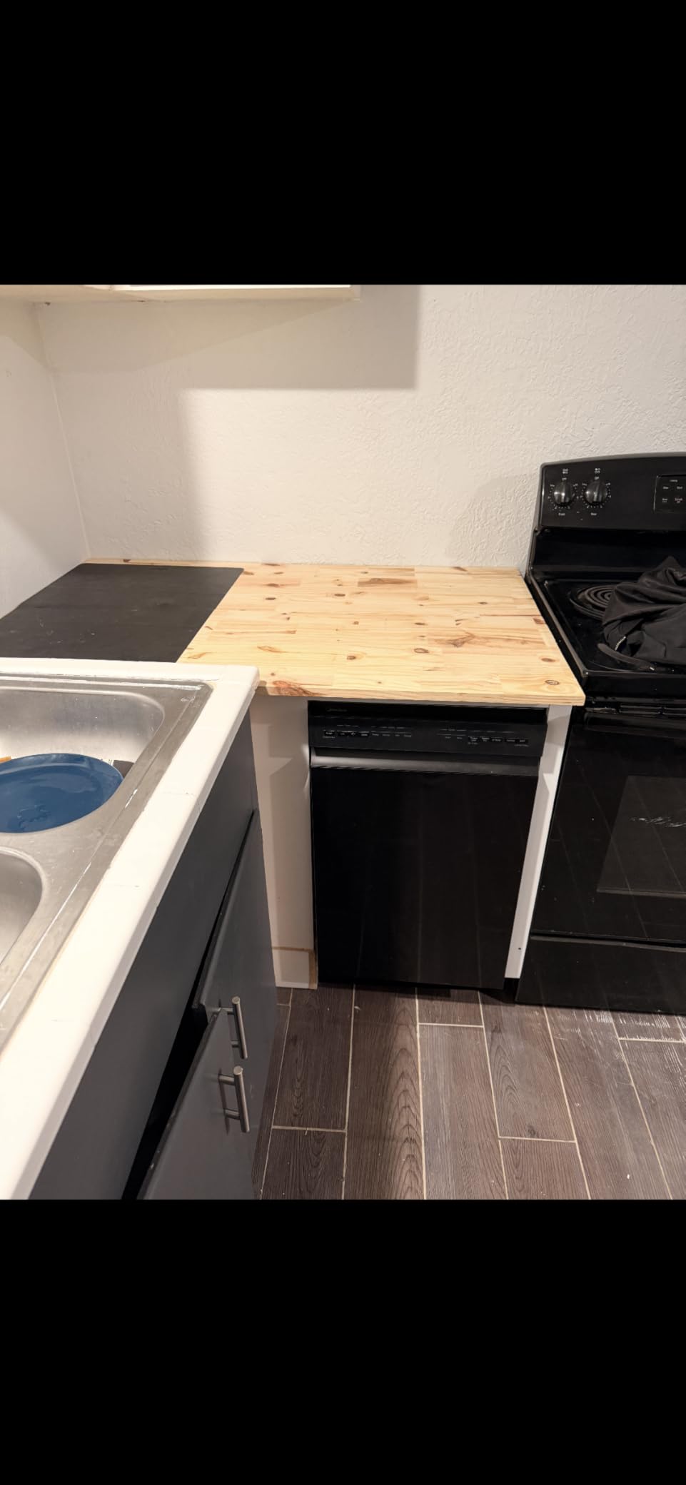Midea MDF18A1AST Built-in Dishwasher with 8 Place Settings, 6 Washing Programs, Stainless Steel Tub, Heated Dry, Energy Star Customer Review Midea MDF18A1AST Built-in Dishwasher with 8 Place Settings, 6 Washing Programs, Stainless Steel Tub, Heated Dry, Energy Star - Customer Photo 2