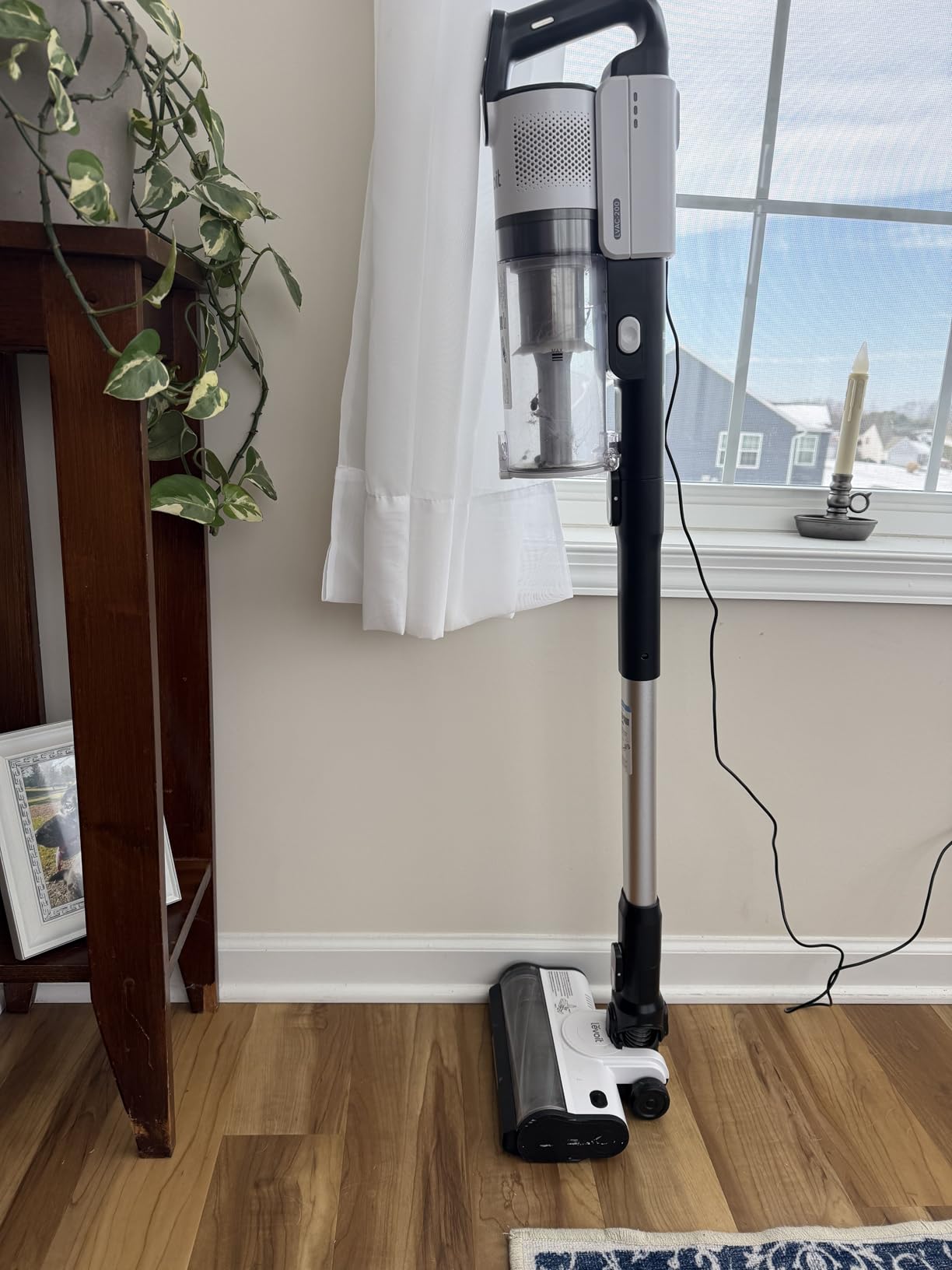 LEVOIT Cordless Vacuum Cleaner, Stick Vac with Tangle-Resistant Design, Up to 50 Minutes, Powerful Suction, Rechargeable, Lightweight, and Versatile for Carpet, Hard Floor, Pet Hair, LVAC-200 customer photo 2