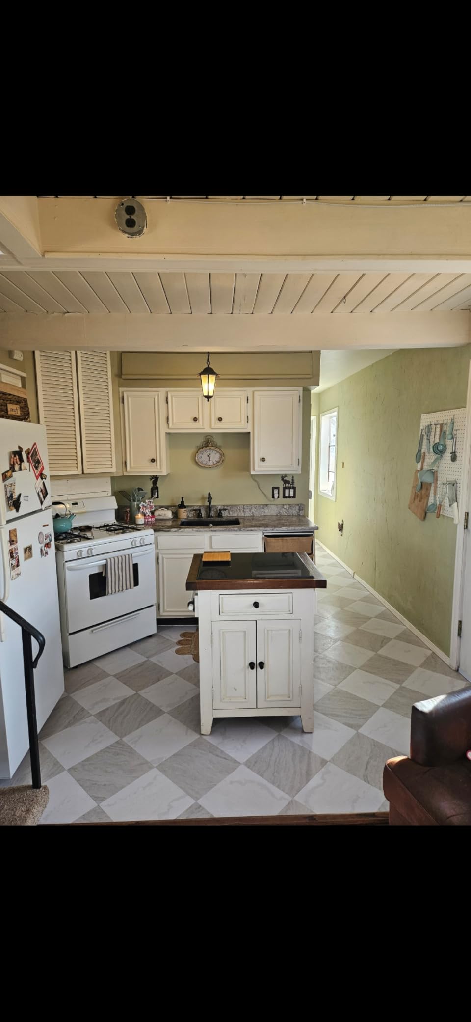 FloorPops x Chris Loves Julia 12-in by 12-in Bonneville Grey & White Marble Peel & Stick Floor Tiles, FP4421 customer photo 2