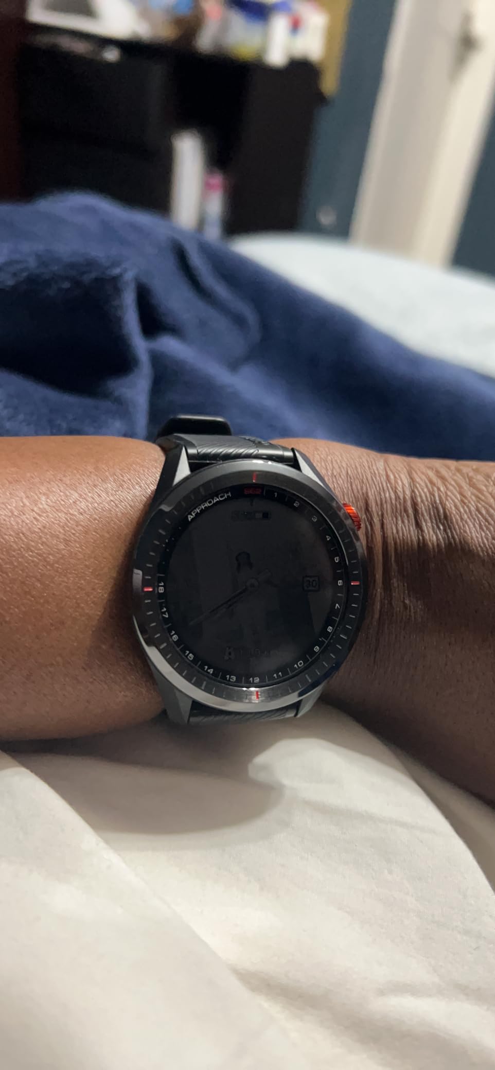Garmin Approach S70 Golf Smartwatch, Full-Color CourseView Maps AMOLED Display, Advanced Shot Execution & Putt Alignment Customer Review Garmin Approach S70 Golf Smartwatch, Full-Color CourseView Maps AMOLED Display, Advanced Shot Execution & Putt Alignment - Customer Photo 2