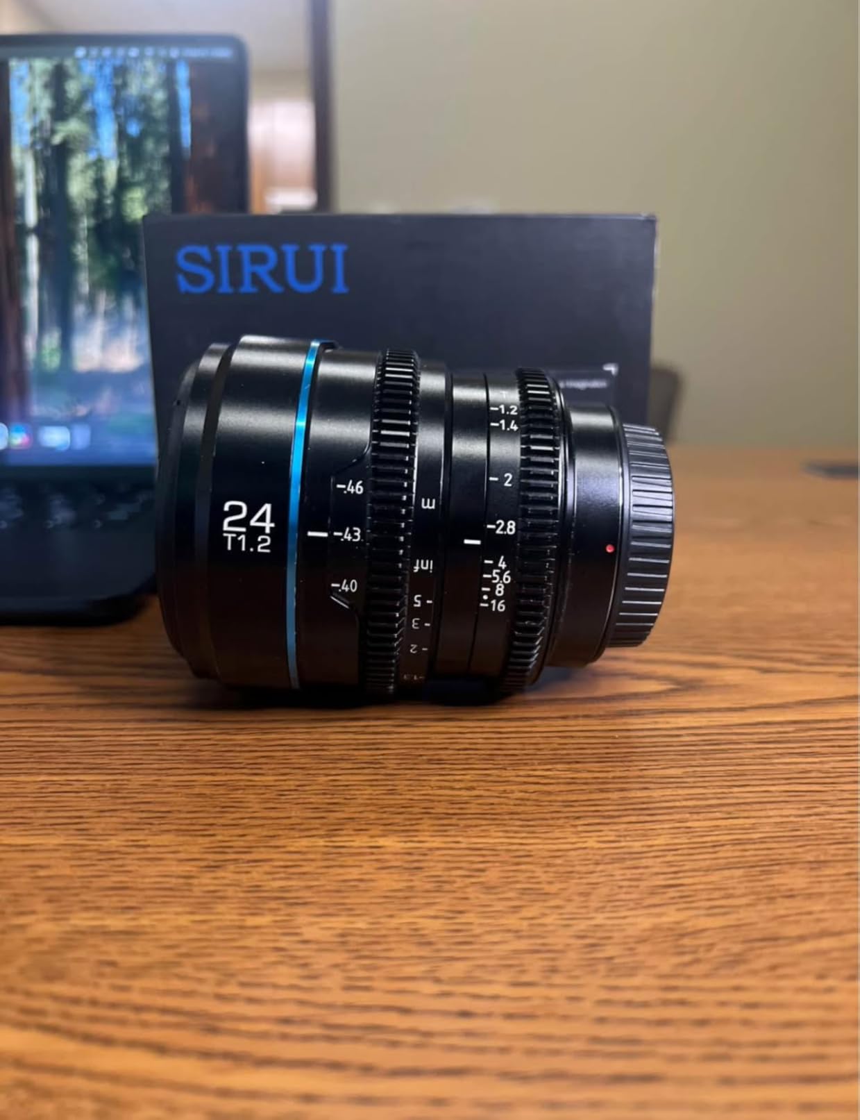 SIRUI Night Walker 24mm S35 Manual Focus Cine Lens, T1.2 Large Aperture Lens for E Mount Cameras, FX30, ZVE-10, A6500, A6600 (MS24E-B, Black) Customer Review SIRUI Night Walker 24mm S35 Manual Focus Cine Lens, T1.2 Large Aperture Lens for E Mount Cameras, FX30, ZVE-10, A6500, A6600 (MS24E-B, Black) - Customer Photo 2