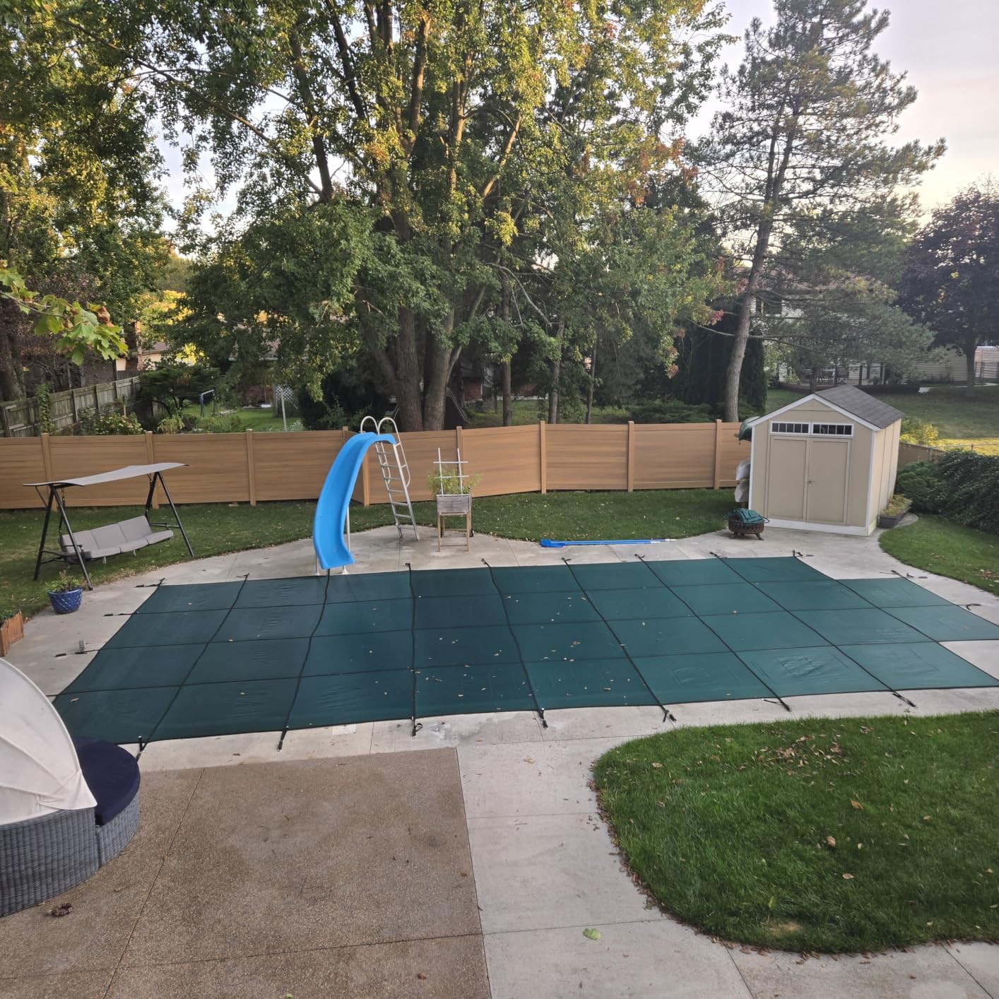 iCOVER Inground Pool Safety Cover, 20x40ft Rectangle Winter Safety Pool Cover for Inground Swimming Pools, Winter Pool Cover, Pool Covers for Inground Pools, Triple Stitched for High Strength, Blue customer photo 1