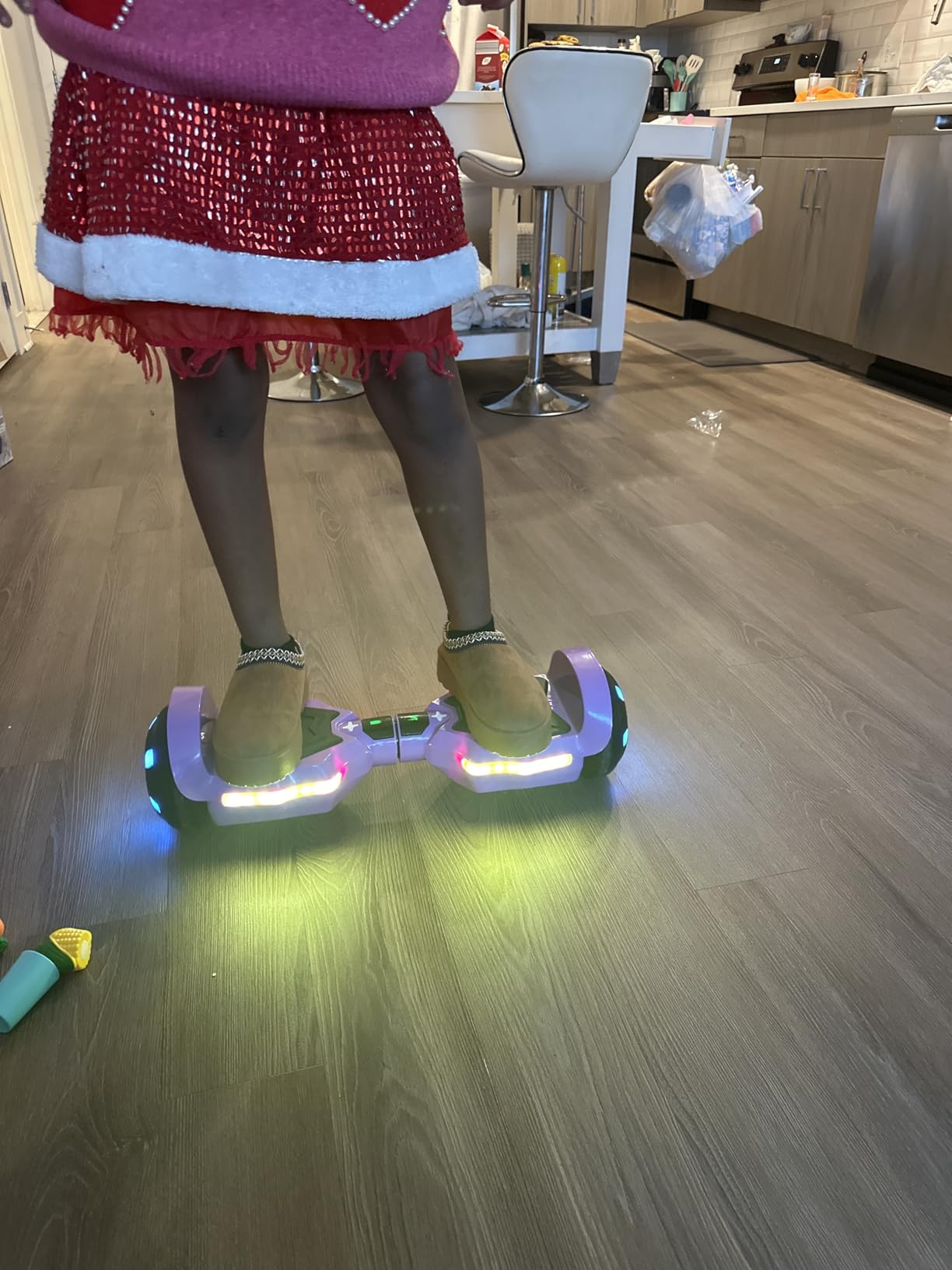 SIMATE Scooter, Bluetooth Speakers and LED Light-Up Wheels, APP Control, Dual 250W Motors, 8.5 mph Max Speed & 8.5 Miles Max Range, Gifts for Kids Adults Girls Boys - Customer Photo 1