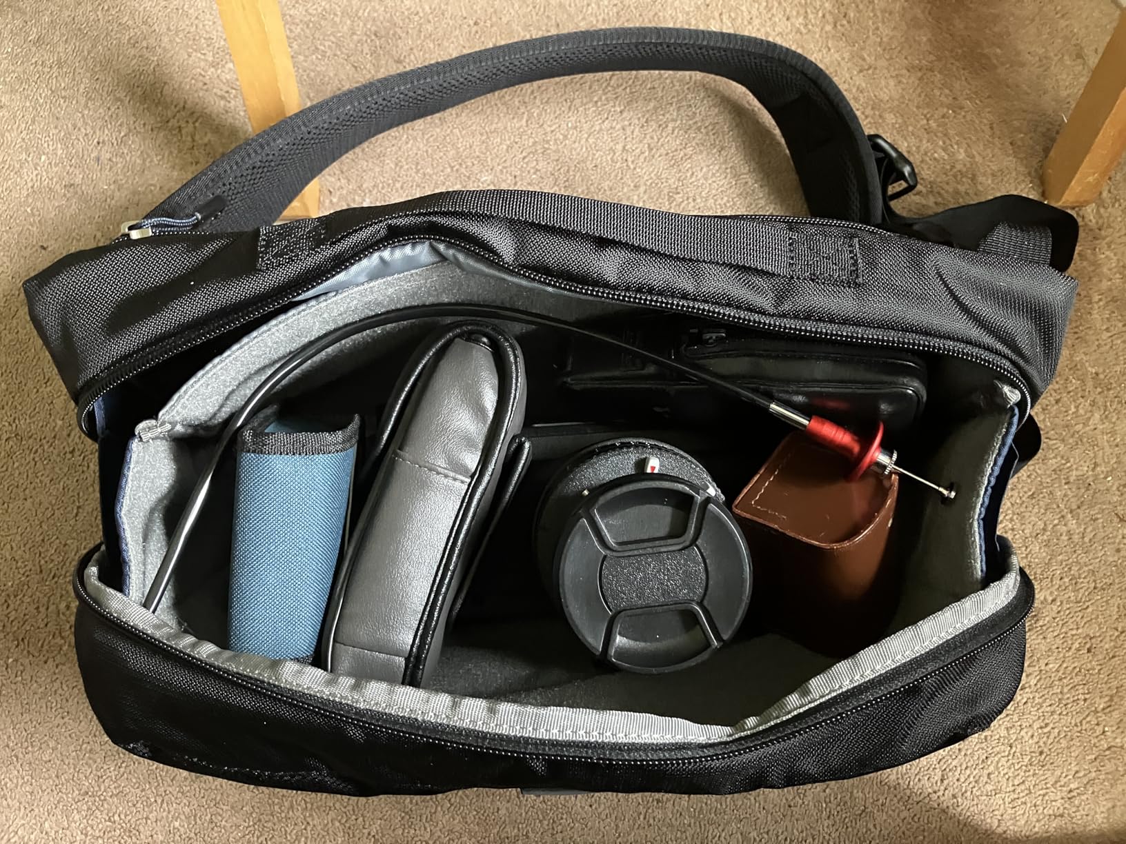 Think Tank PressPass Sling Bag for Cameras and Lenses - Customer Photo 1